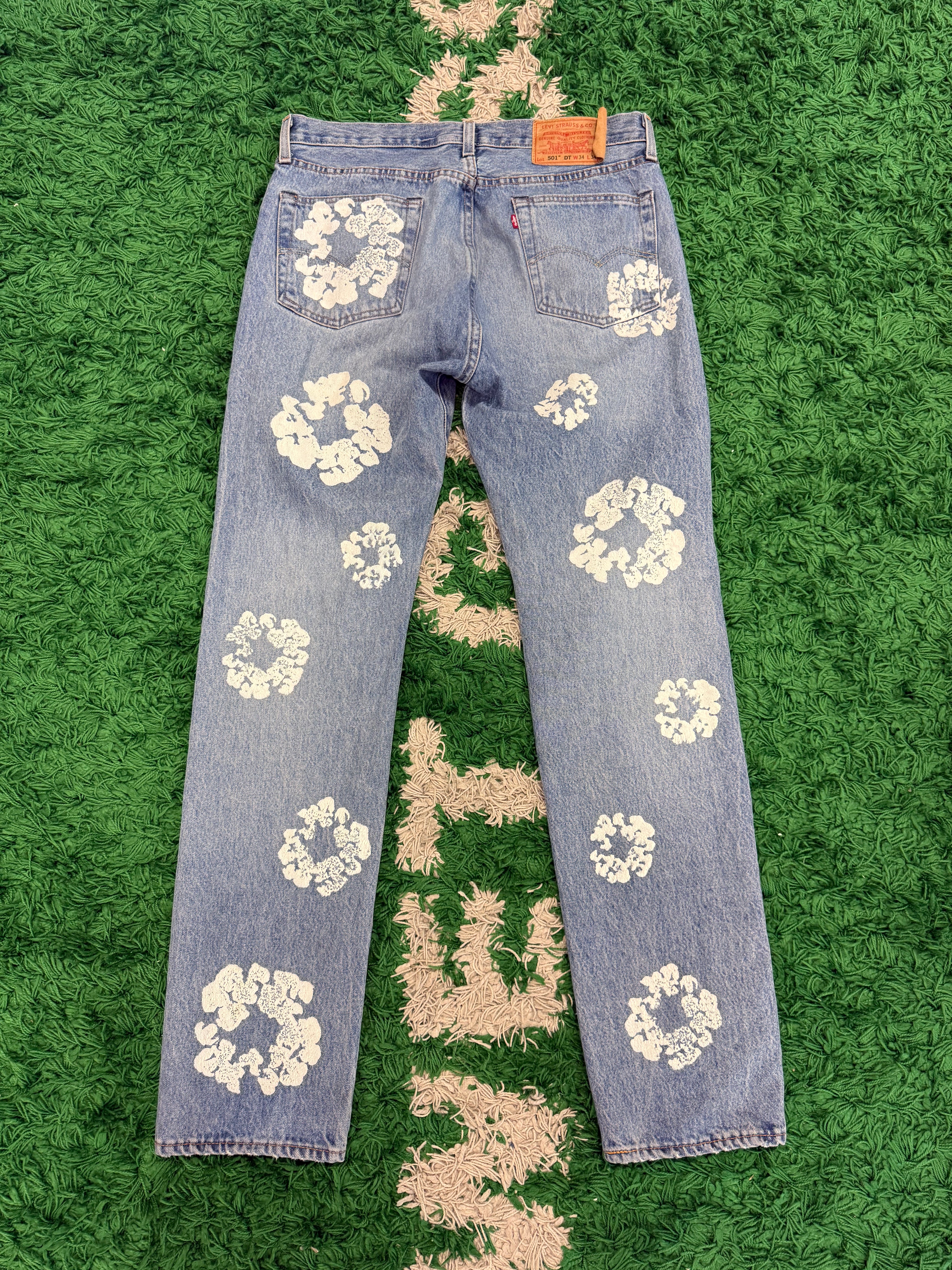 Denim Tears x Levi's Cotton Wreath Jean "Light Wash" (Lightly Worn)