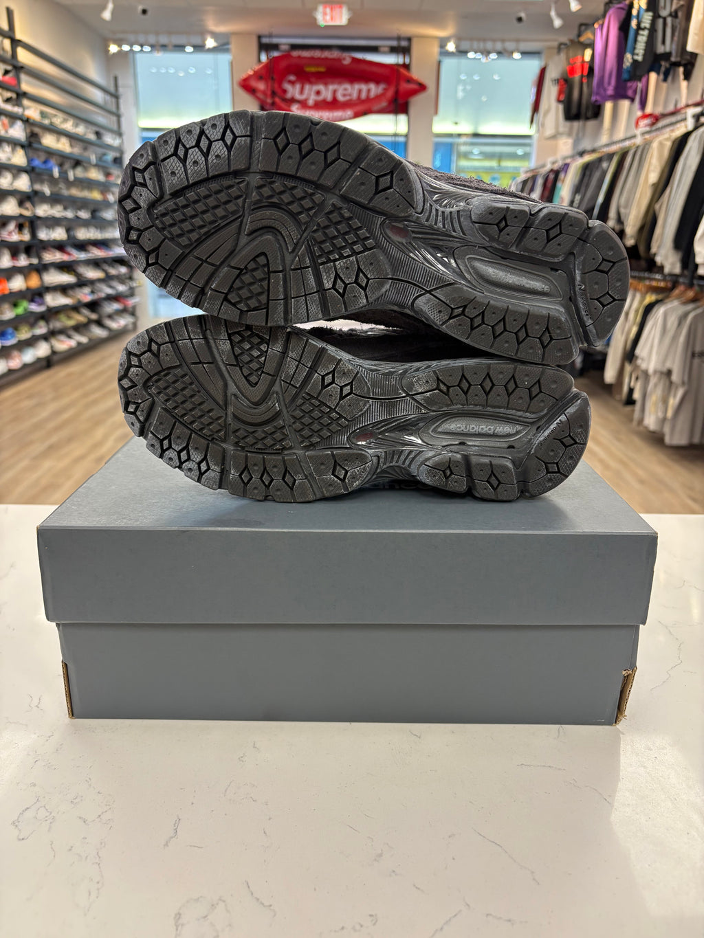 New Balance 2002R “PP Phantom” Preowned Size 8.5