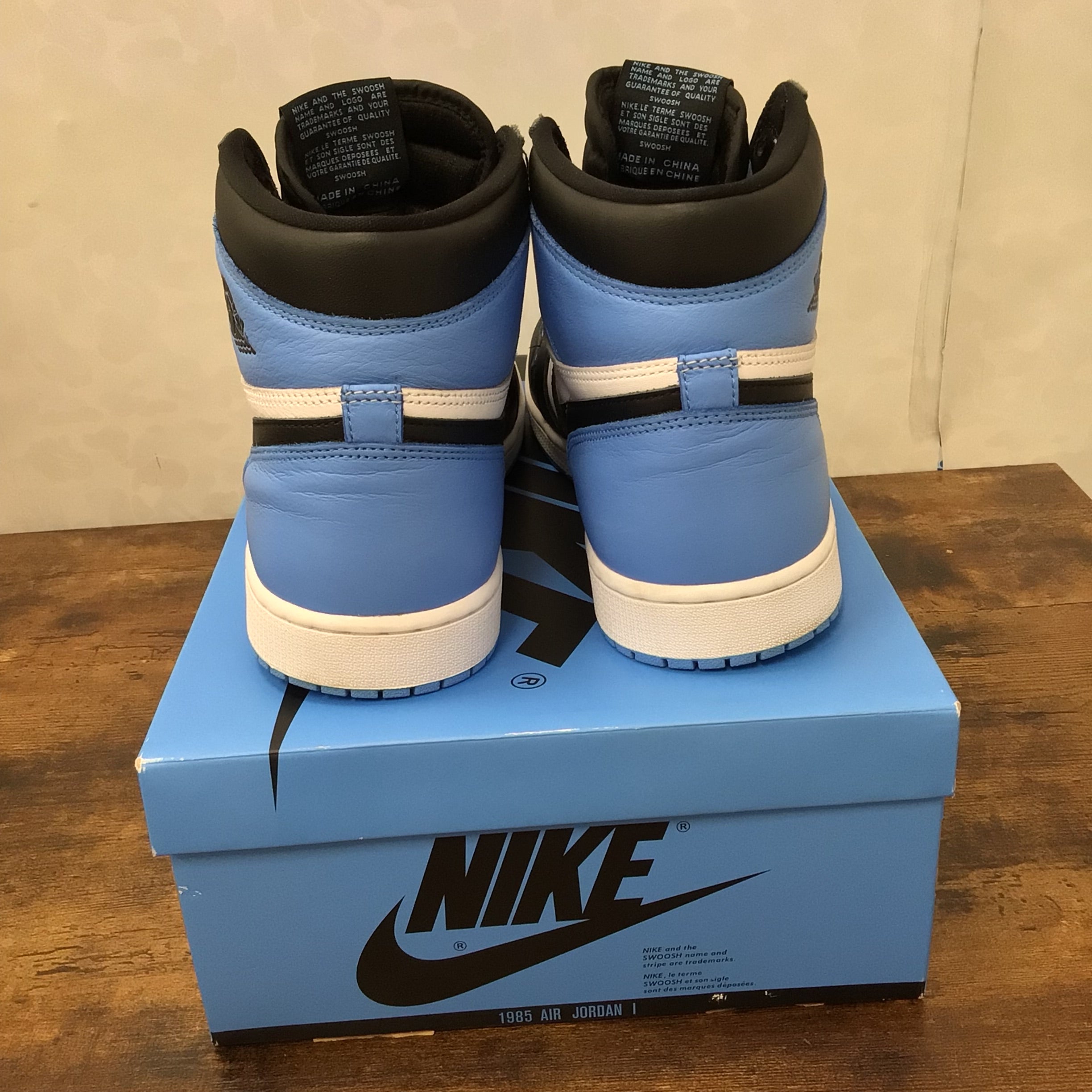 Air Jordan 1 Retro High OG UNC Toe Preowned
