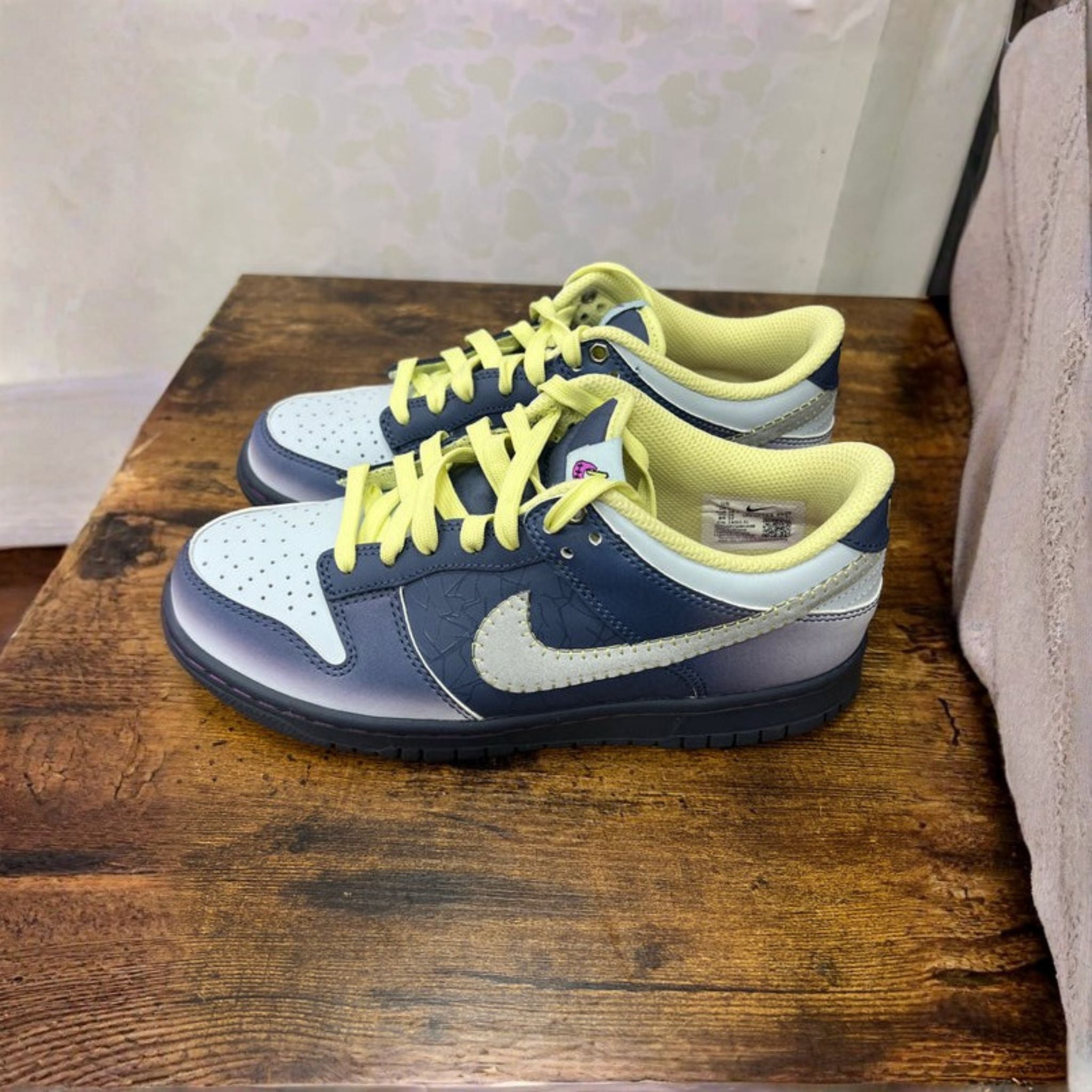 Nike Dunk low “Halloween I Am Fearless” Size 6 Preowned