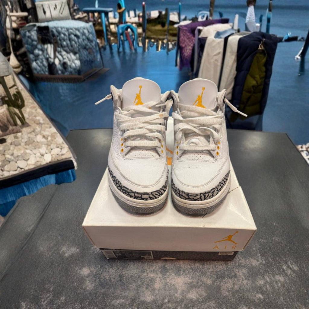 WMNS Jordan 3 "Laser Orange" (2020) Size 8.5W Preowned