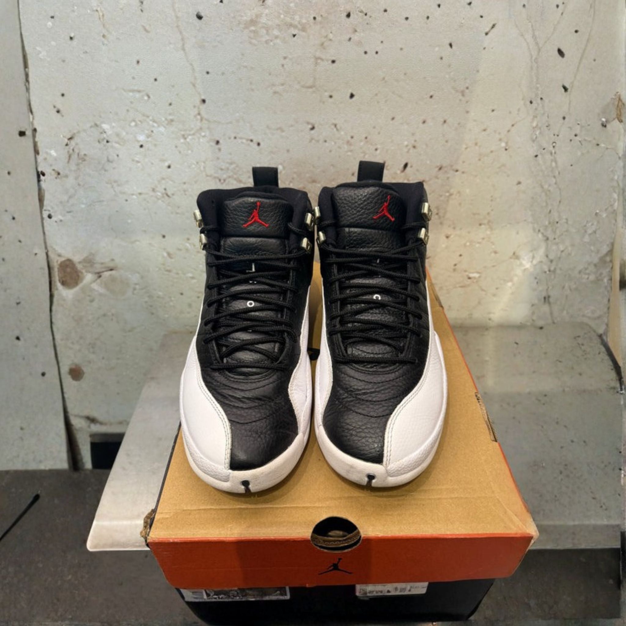 Jordan 12 "Playoffs" Size 9 Preowned