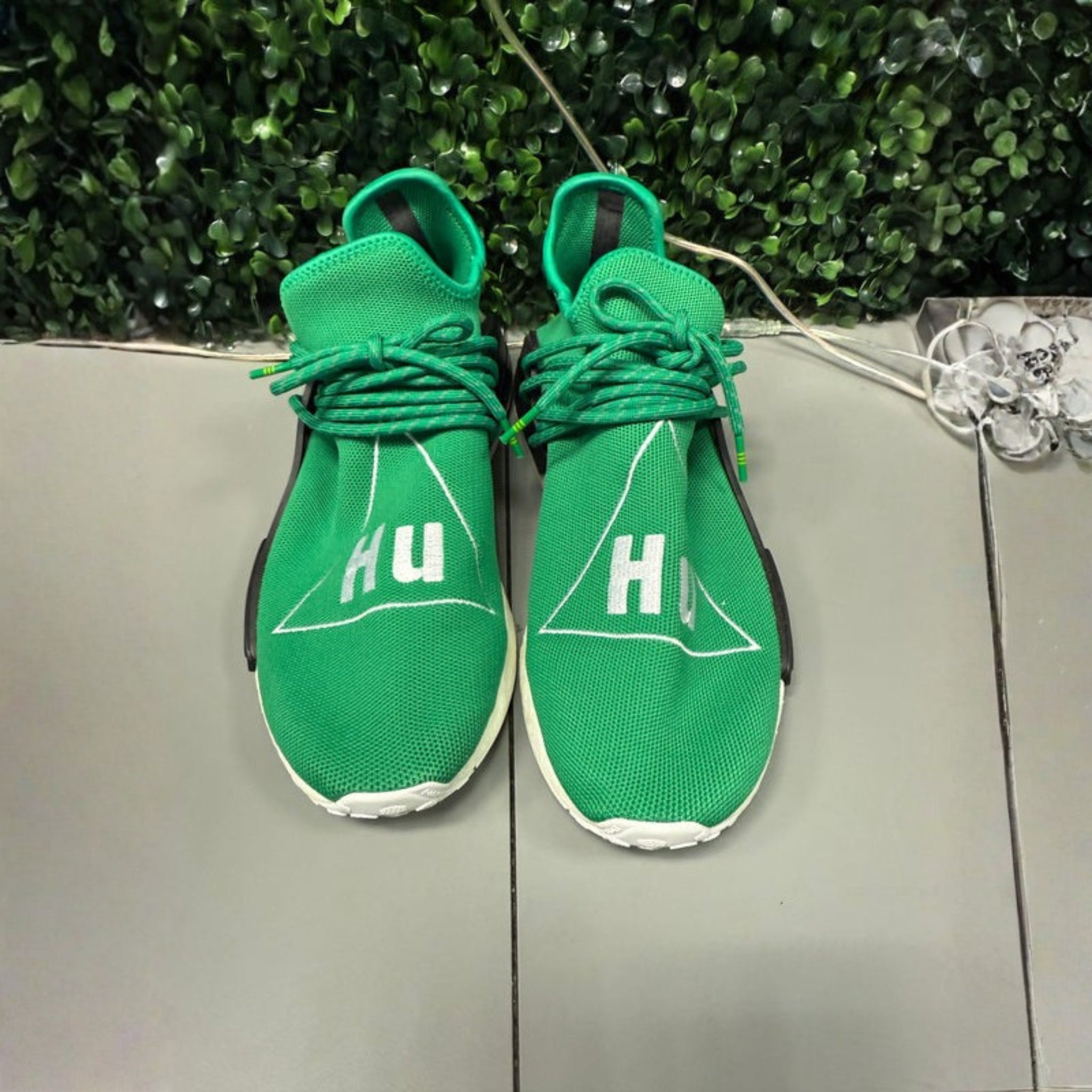adidas NMD R1 Pharrell HU Green Size 10 Preowned