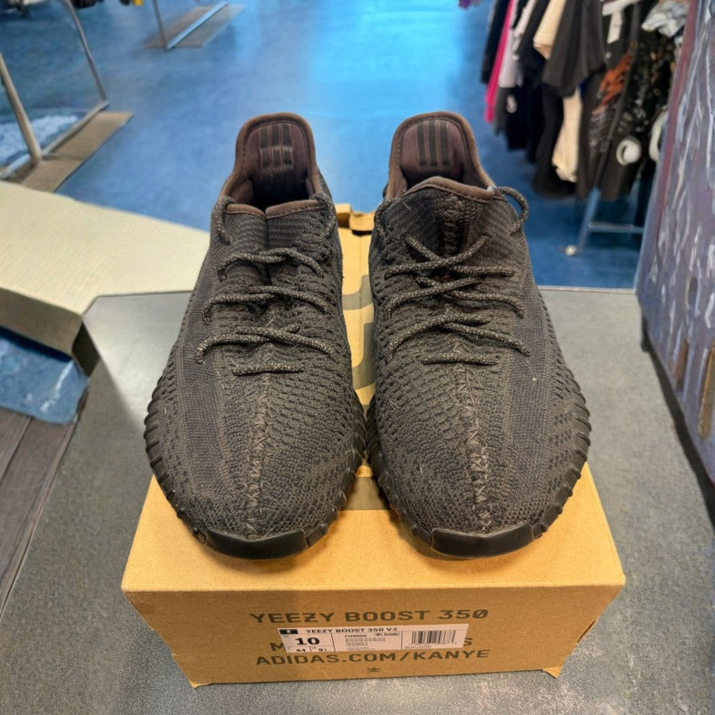 adidas Yeezy Boost 350 V2 'Black' (Non-Reflective) Size 10 Preowned