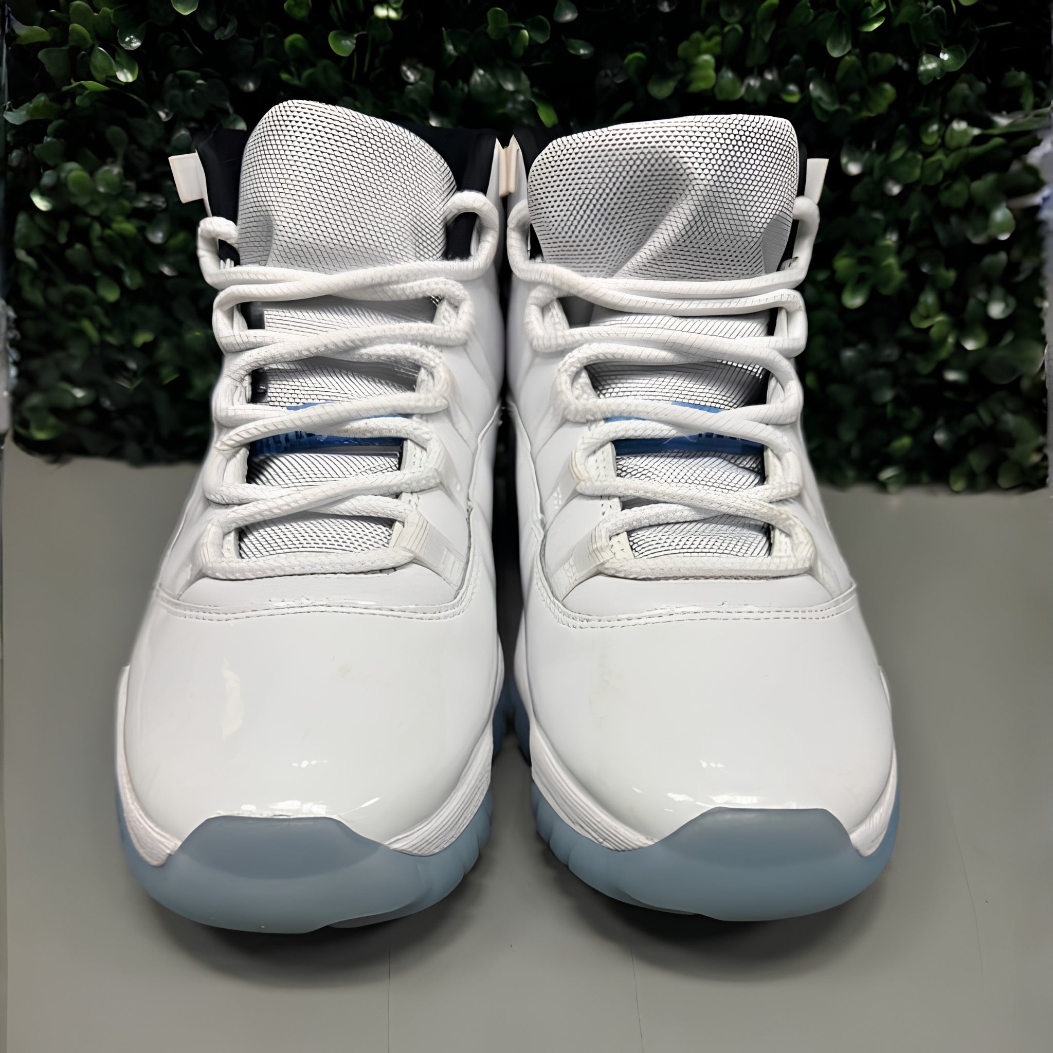 Jordan 11 High "Legend Blue" Size 11 Preowned
