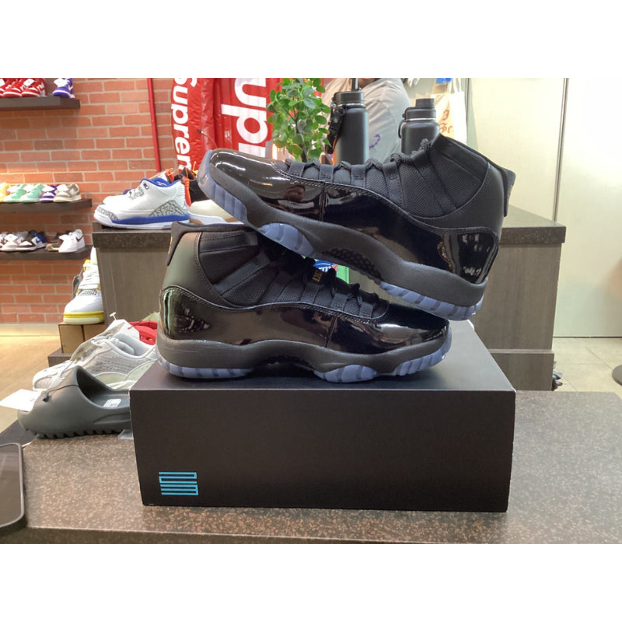Jordan 11 High “Gamma Blue” (2025) Brand New Size 9.5 Steal