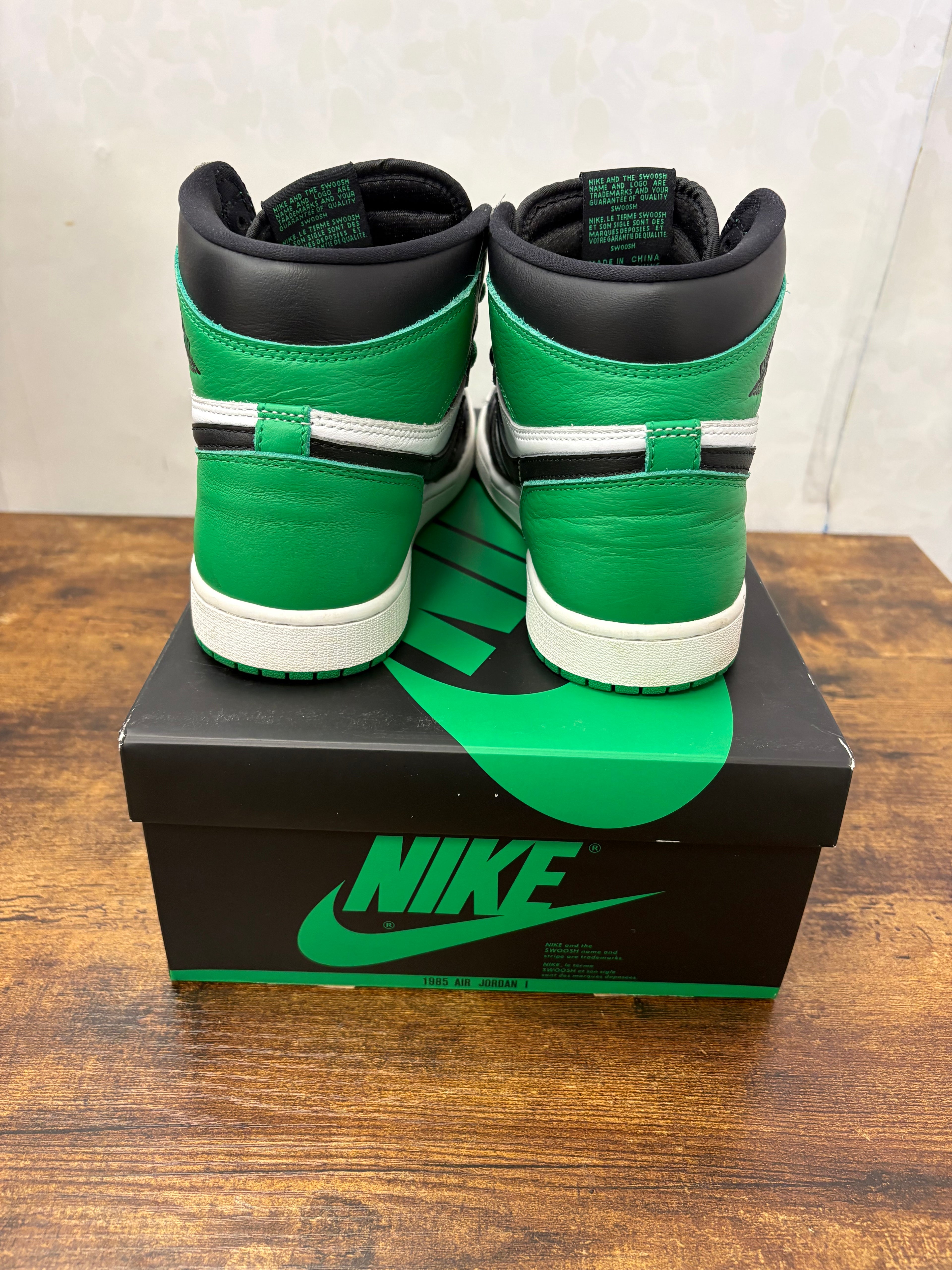 Jordan 1 “Lucky Green” Preowned Size 9