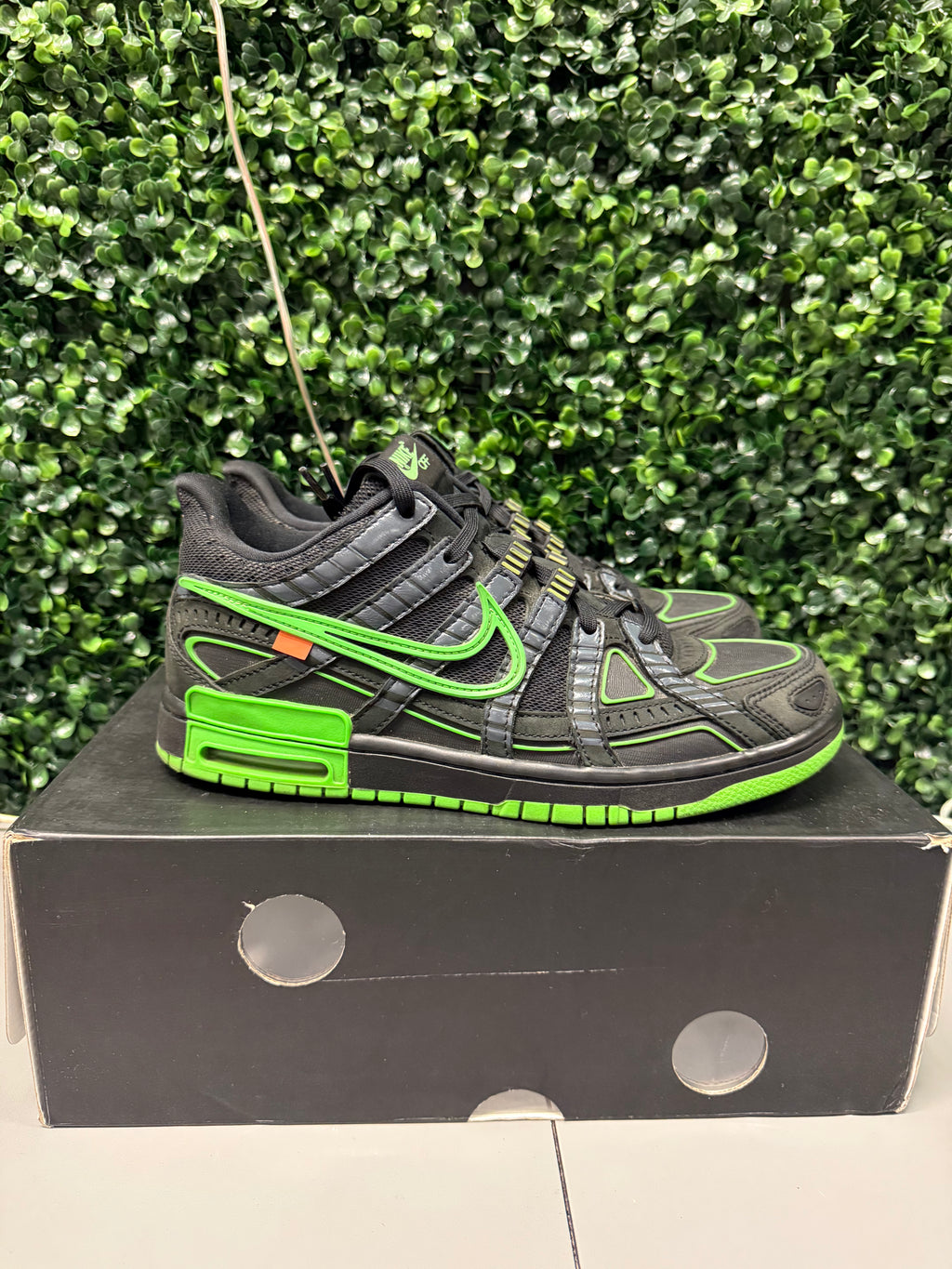 Nike Air Rubber Dunk X Off White "Green Strike" Size 9 Preowned