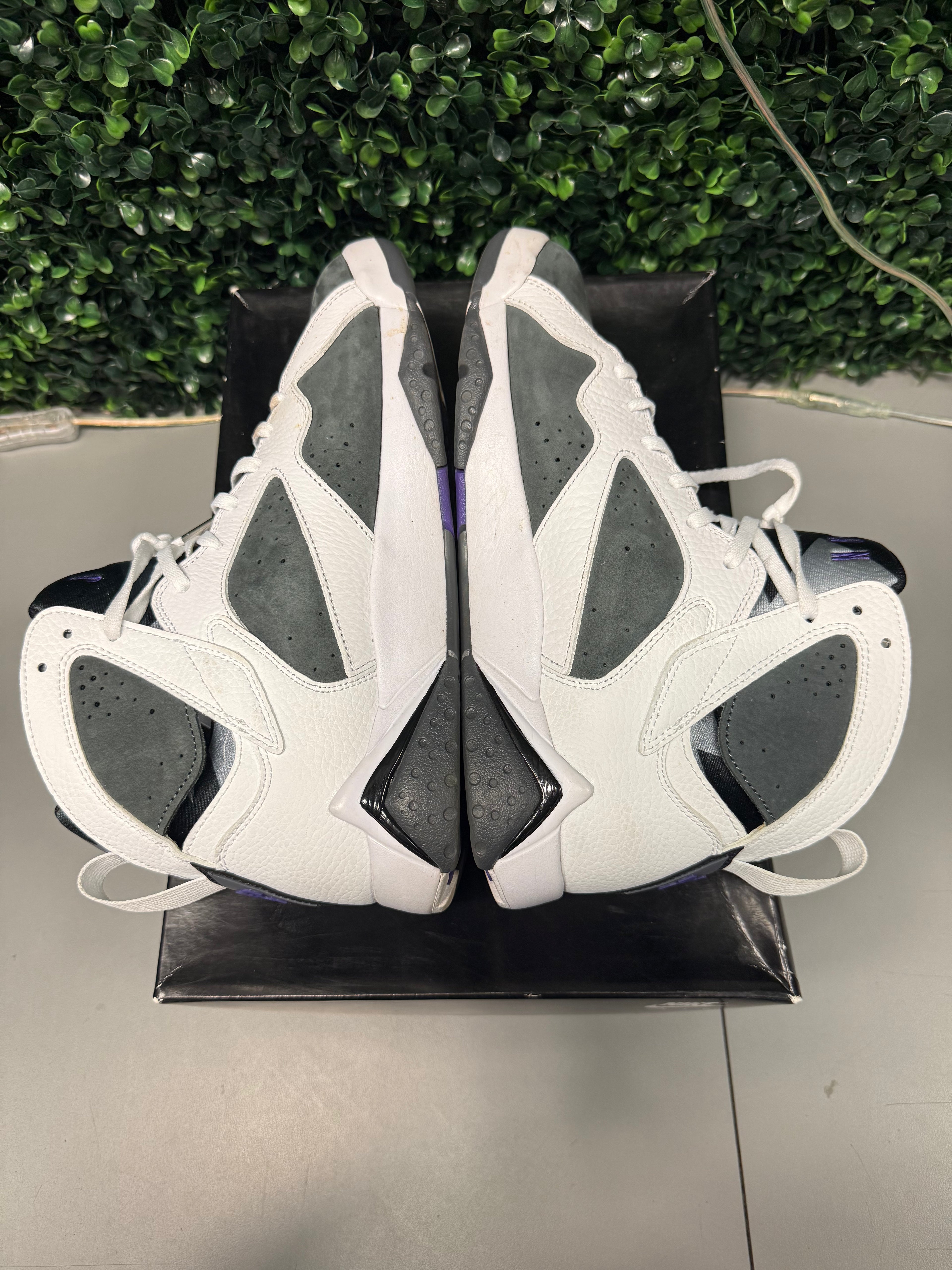 Jordan 7 Retro "Flint" Size 8.5 Preowned