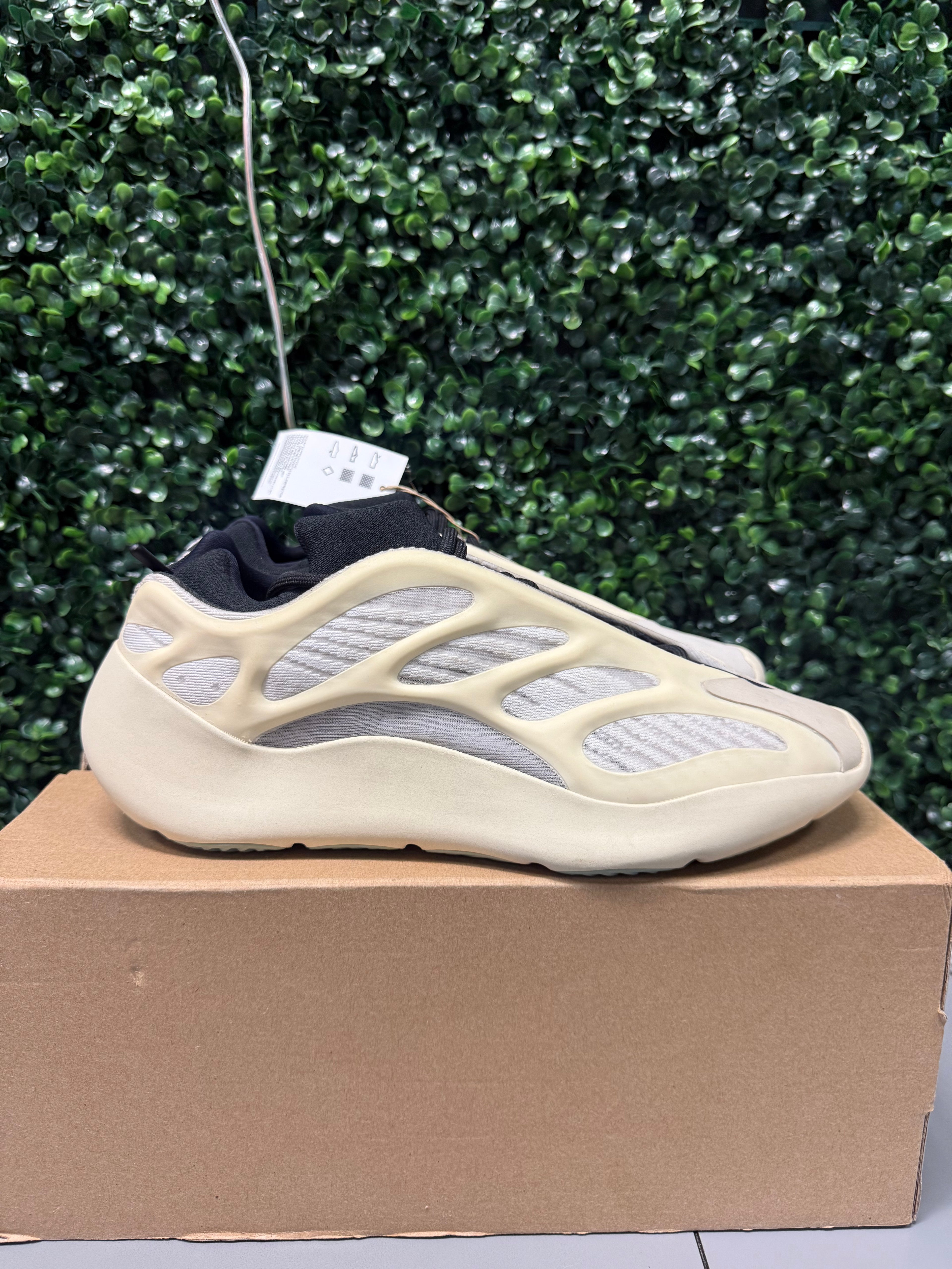 Yeezy 700 V3 "Azael" Size 11 Tried On