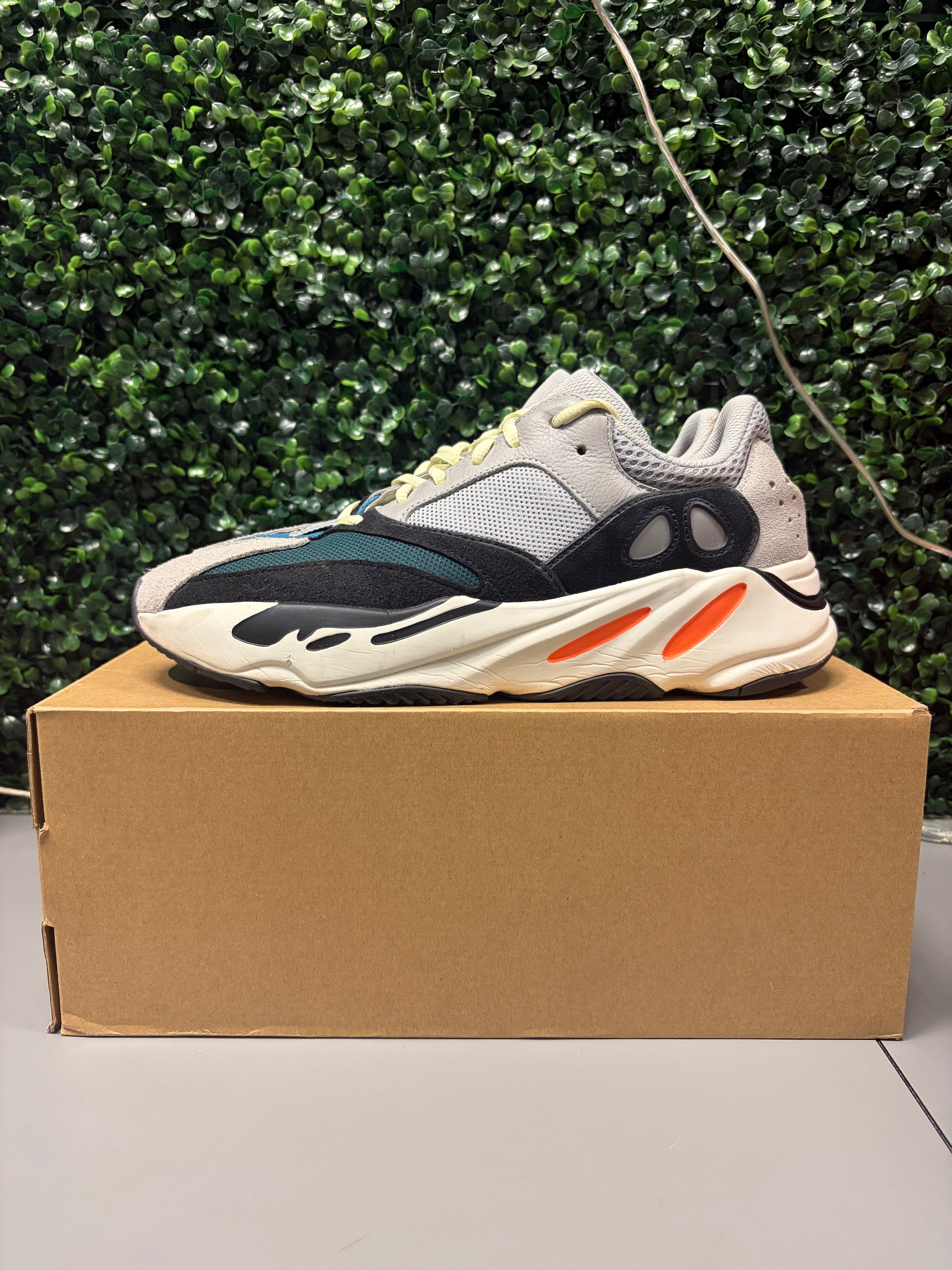 Yeezy Boost 700 "Wave Runner" Size 12 Preowned