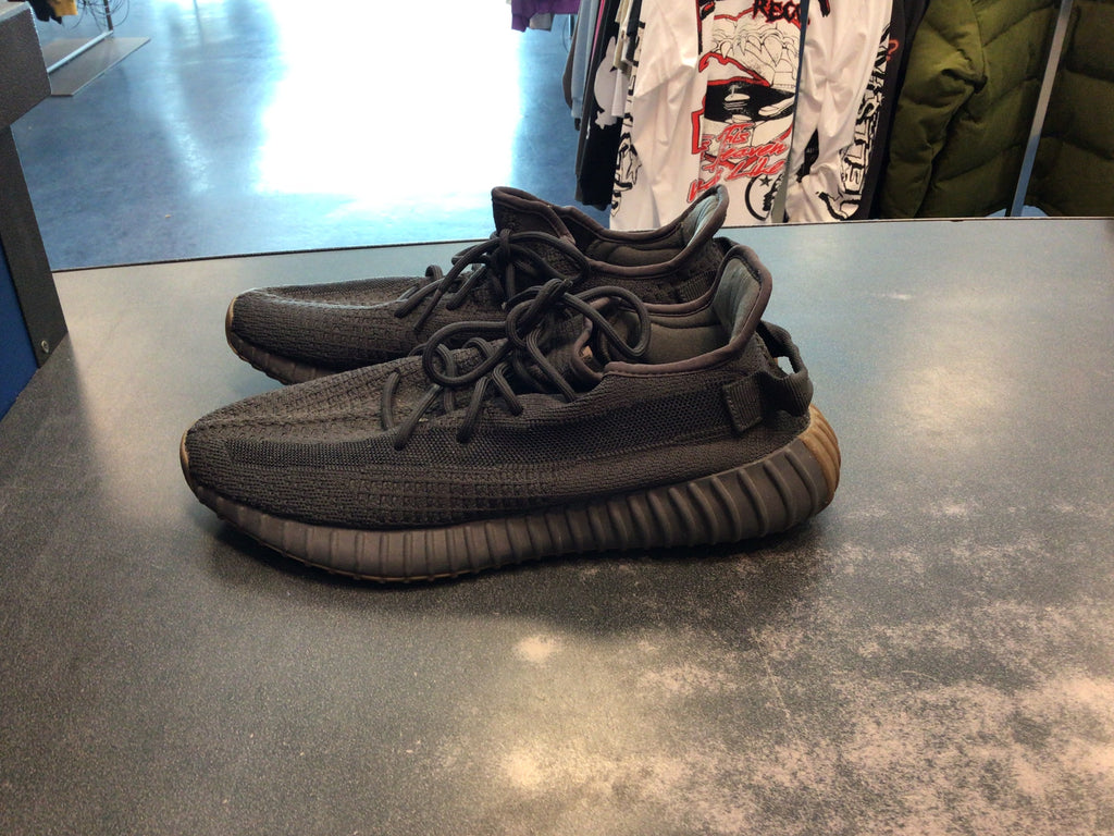 Adidas Yeezy Boost 350 V2 “Cinder” Preowned no box Size 11.5M