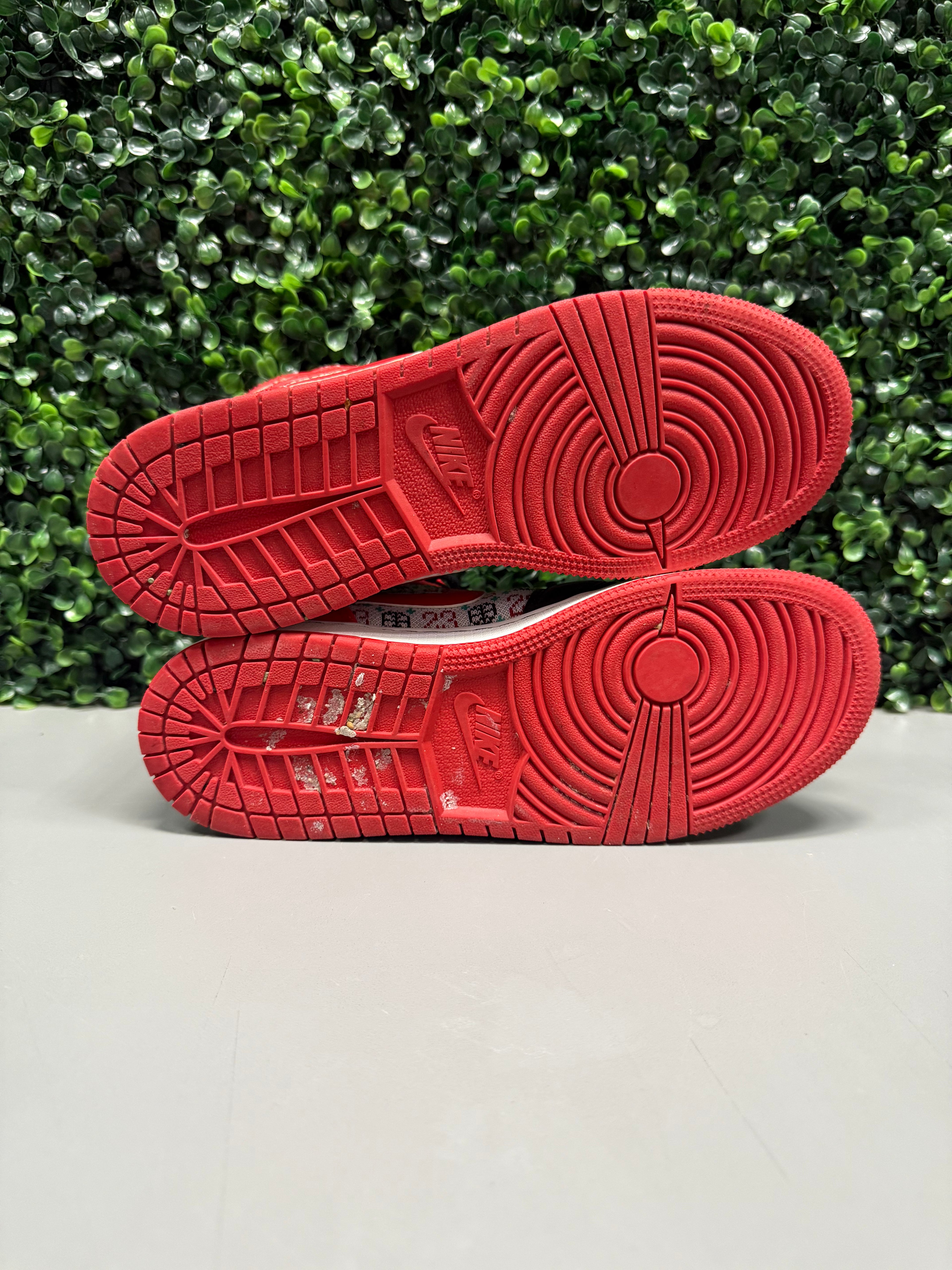 Jordan 1 Mid SE "Ugly Christmas Sweater" Size 6.5Y Preowned