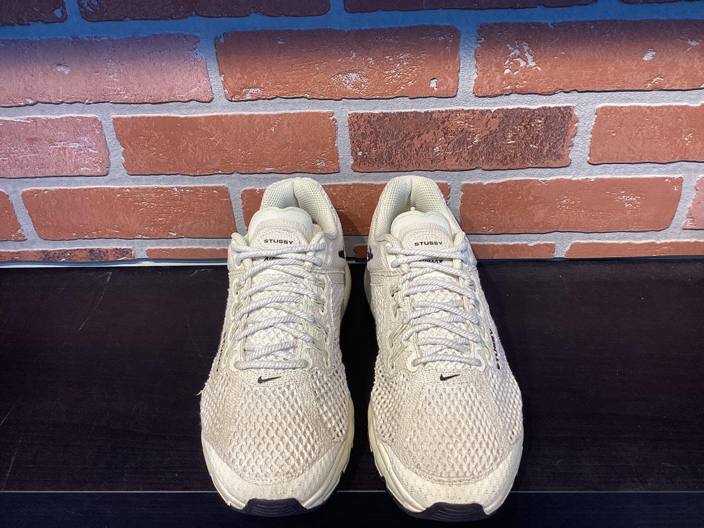 Nike stussy air max 2013 size 8.5 pre owned *no box*