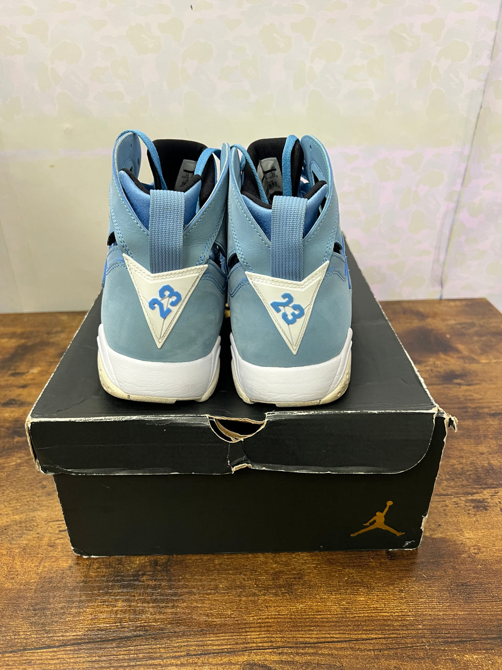 Jordan 7 “Pantone” Size 11M Preowned