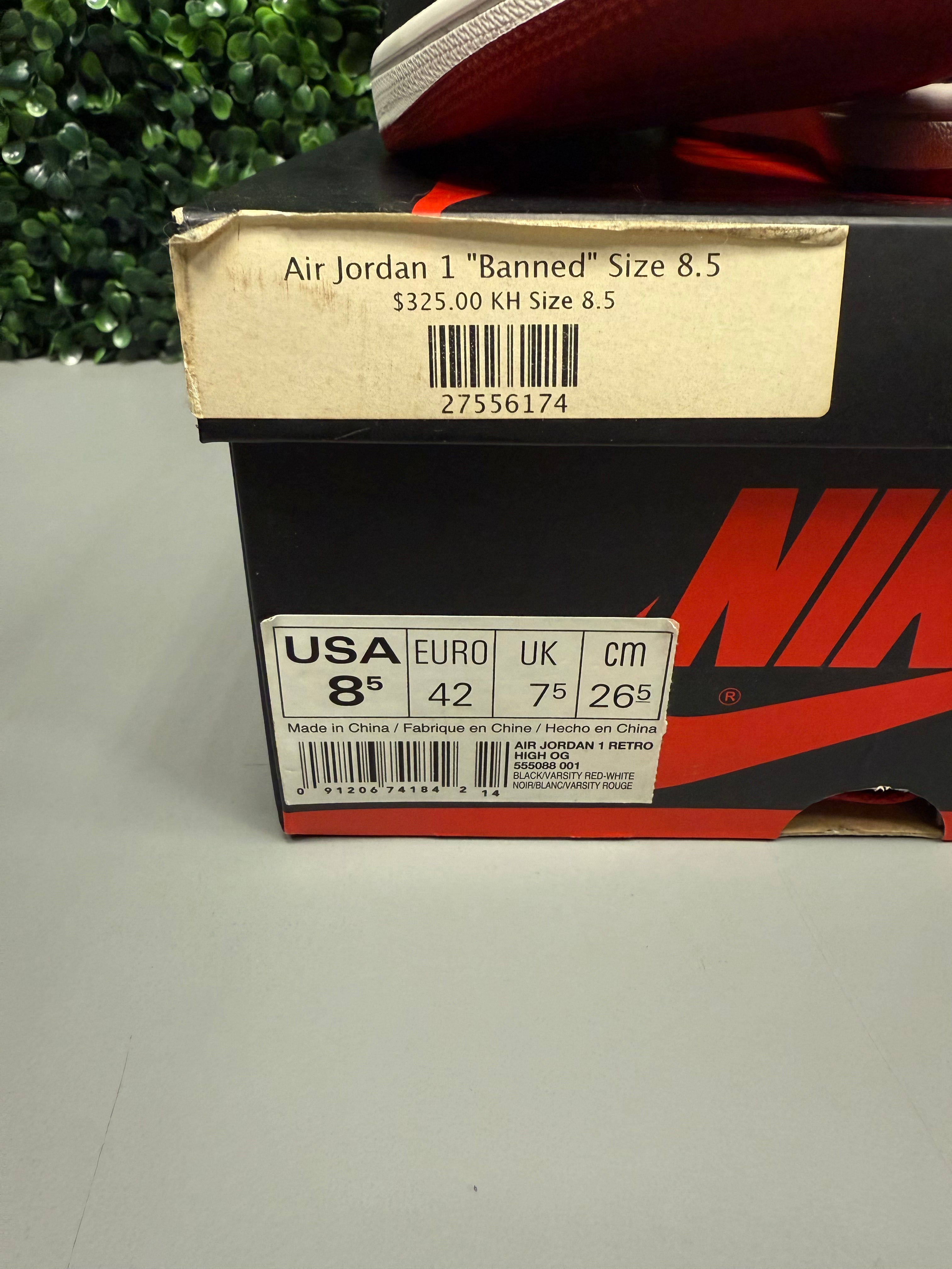 Jordan 1 High "Bred Banned" Size 8.5 Preowned
