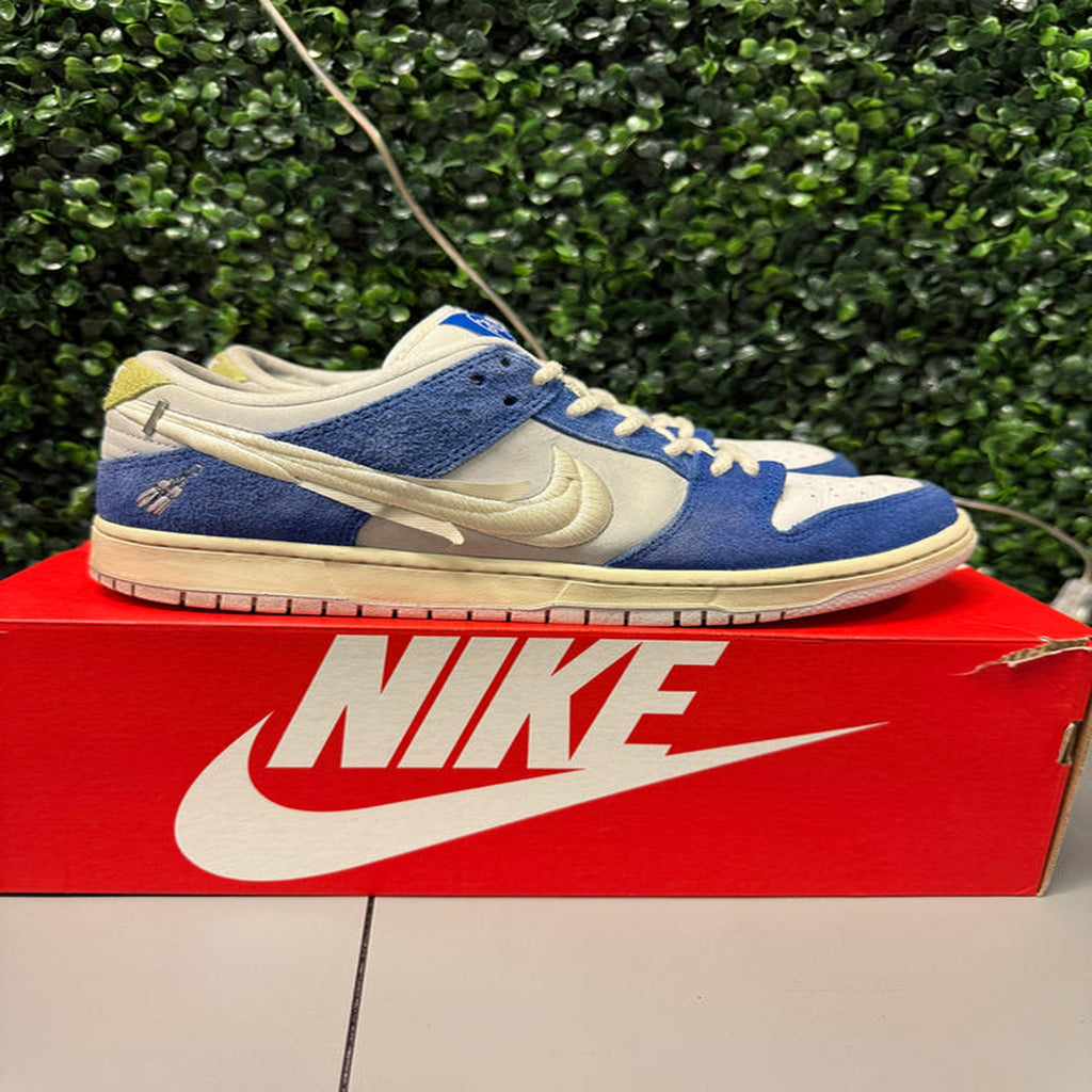 Nike SB Dunk Low Pro "Fly Streetwear Gardenia" Size 9.5 Preowned