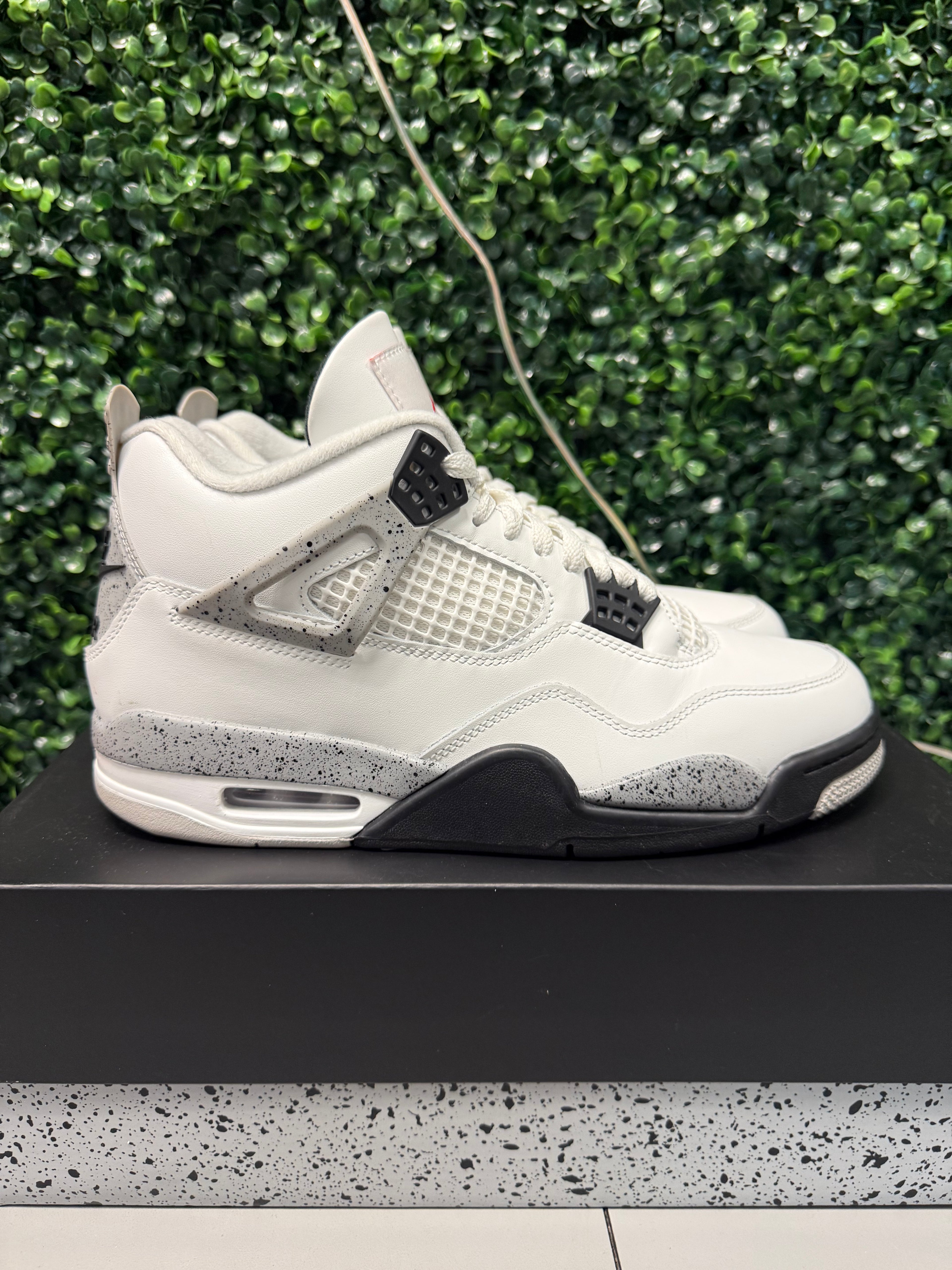 Jordan 4 "White Cement 2024" Size 9.5 Preowned