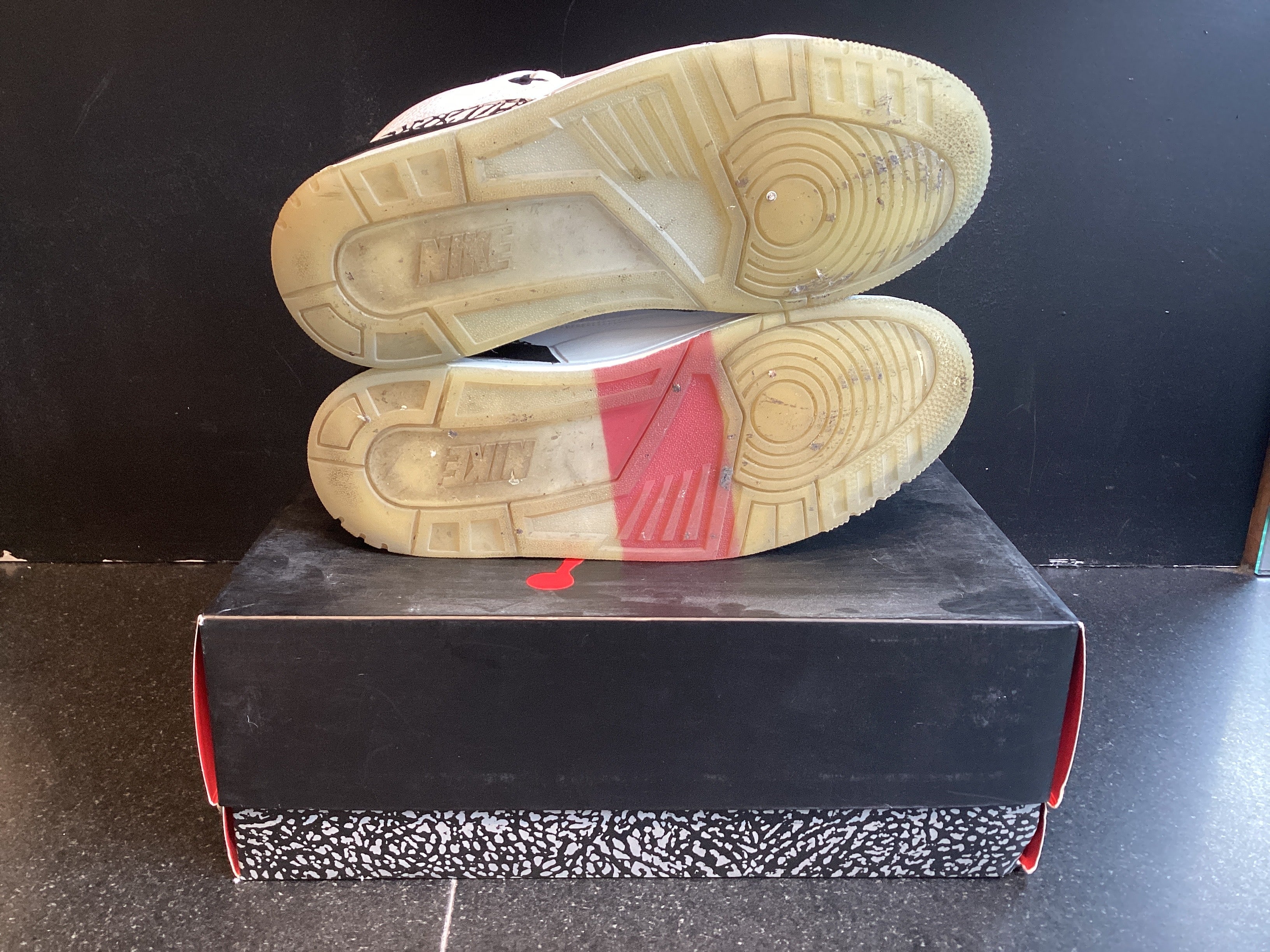 Jordan 3 “Free Throw Line” Preowned Size 10.5
