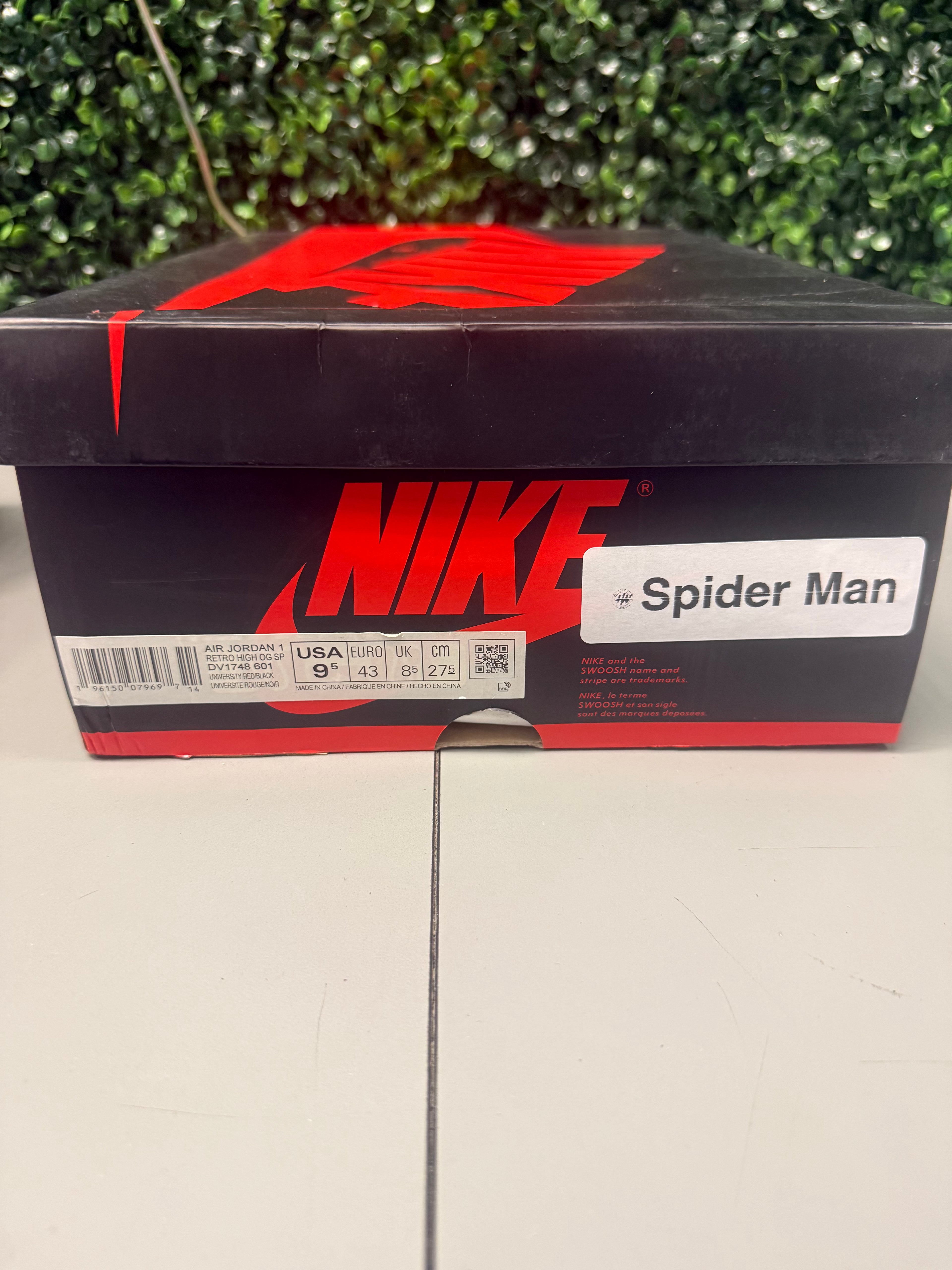 Jordan 1 Retro High OG "Spider-Man Across the Spider-Verse" Size 9.5 Preowned