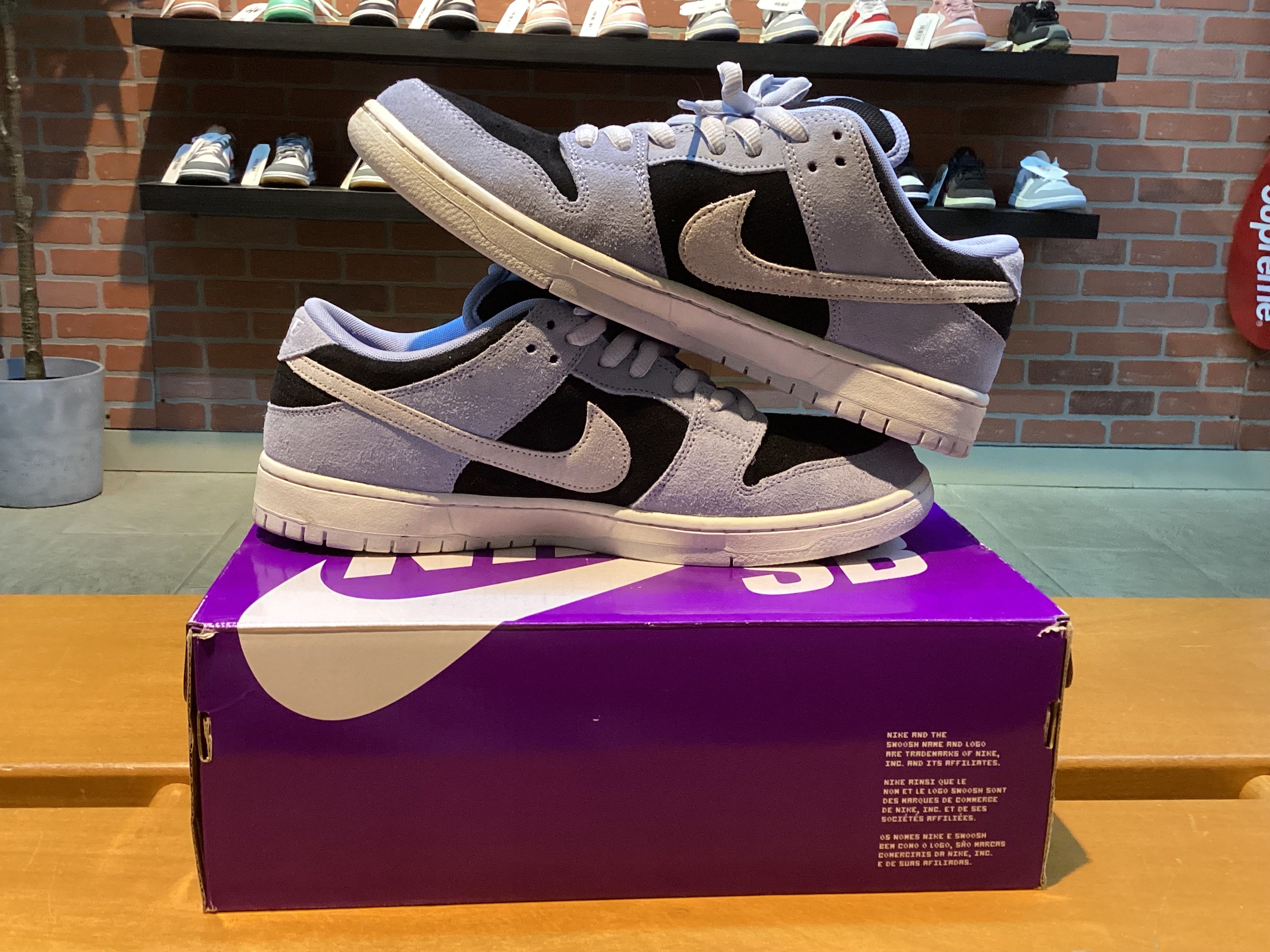 Nike SB Dunk Low (Black Aluminum) Preowned