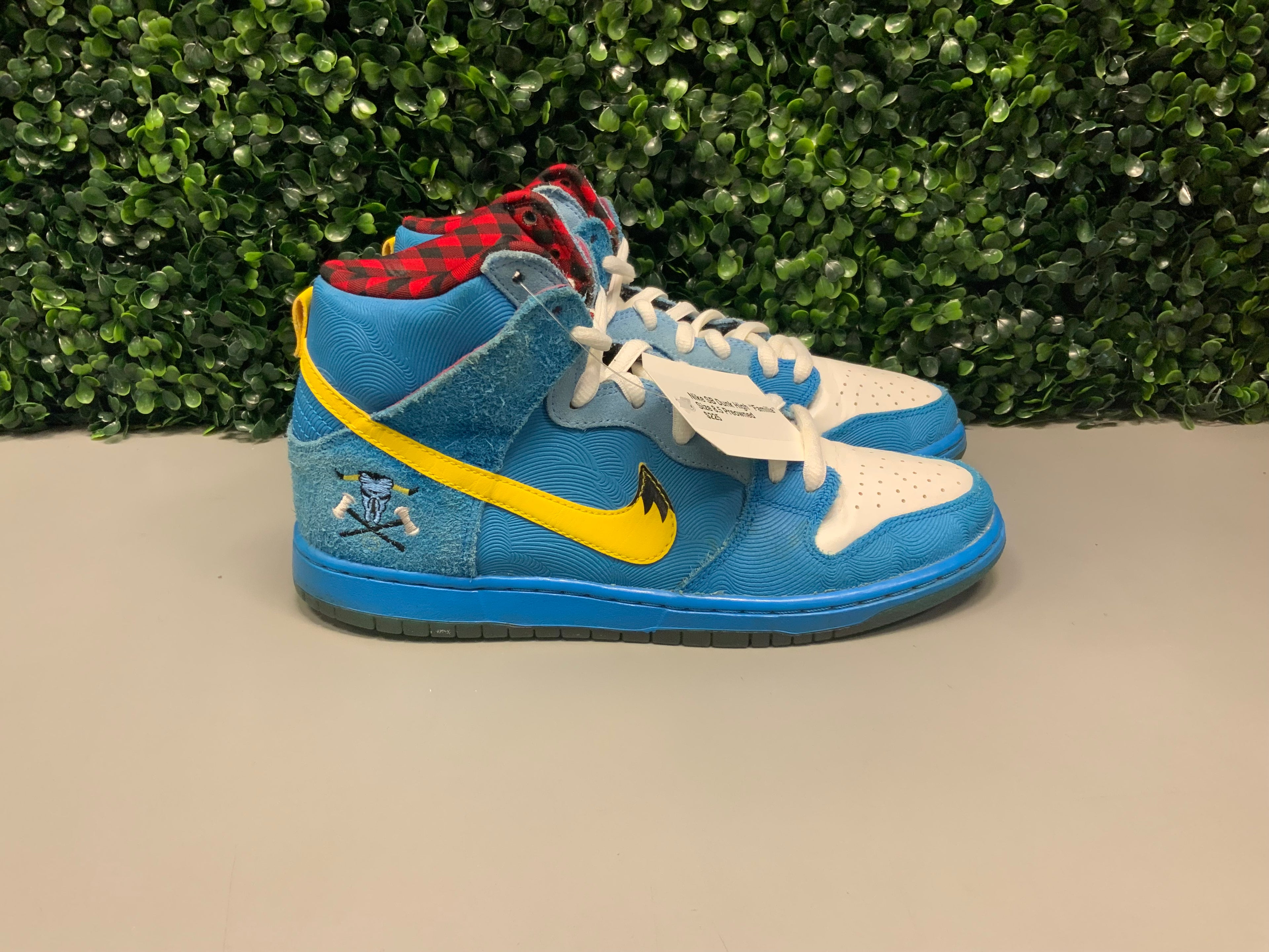 Nike SB Dunk High “Familia Blue Ox” Size 8.5 Preowned