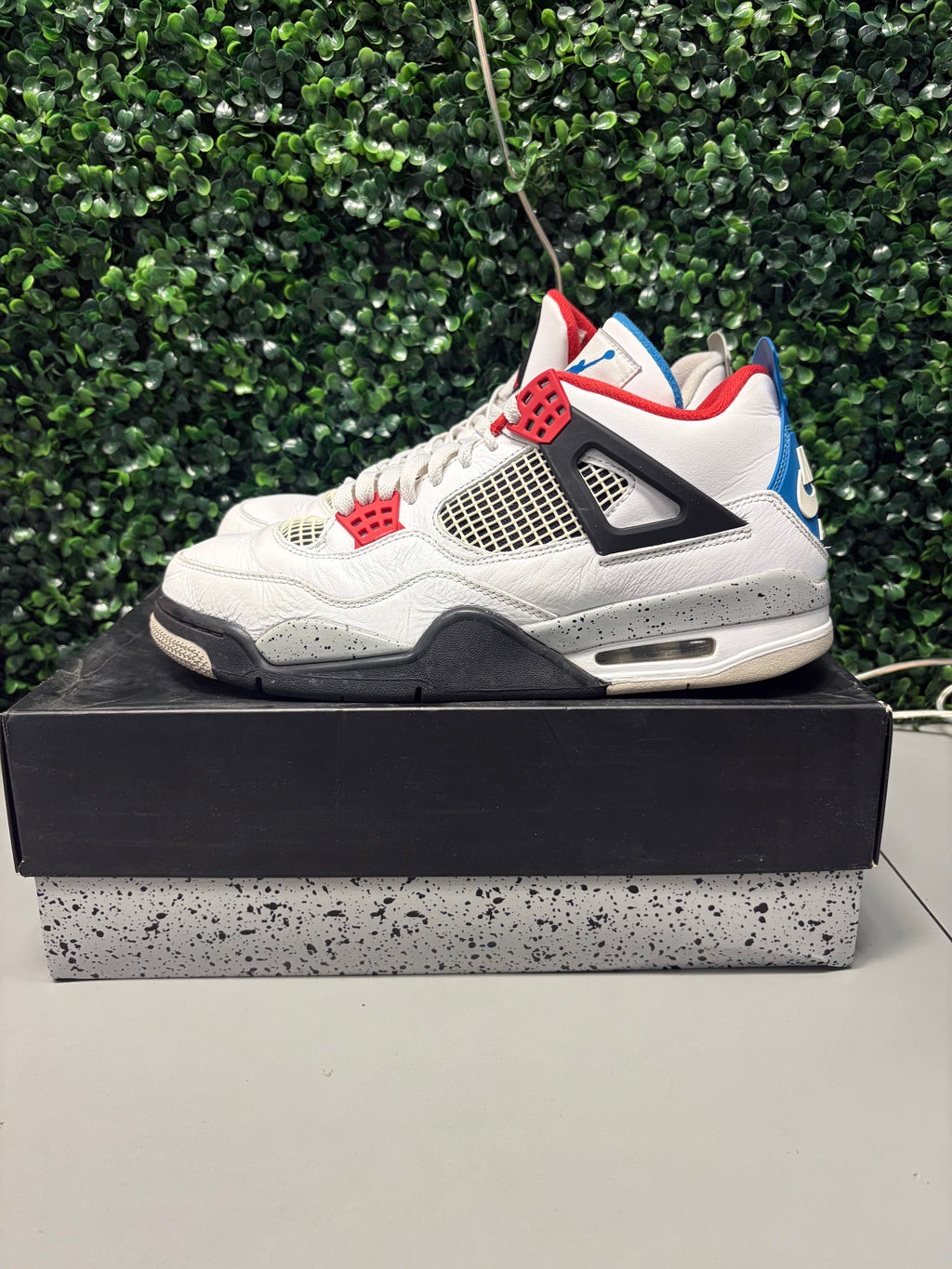 Jordan 4 Retro "What The" Size 11 Preowned
