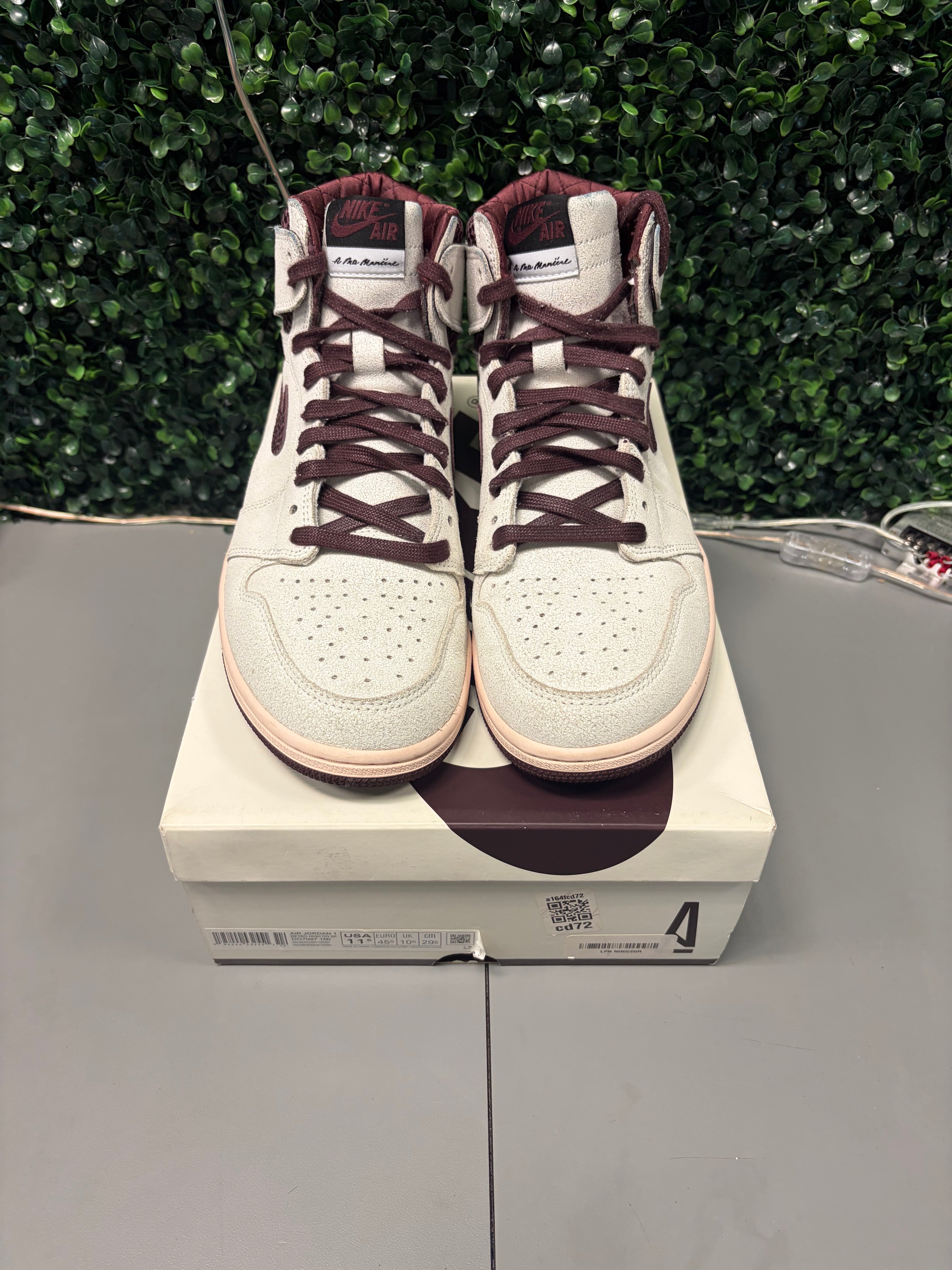 Jordan 1 Retro High OG "A Ma Maniére" Size 11.5 Preowned