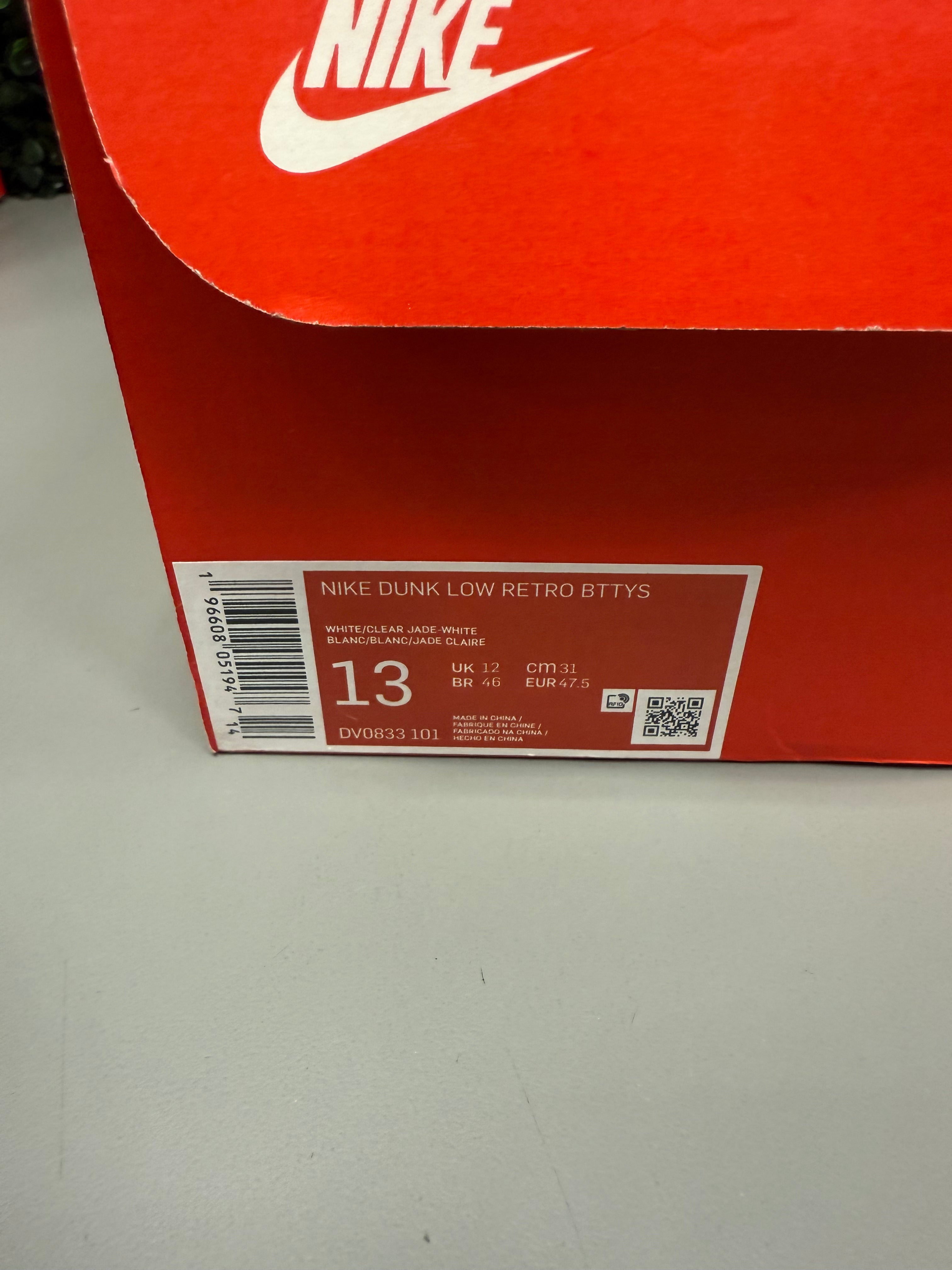 Nike Dunk Low “Clear Jade" Size 13 Preowned