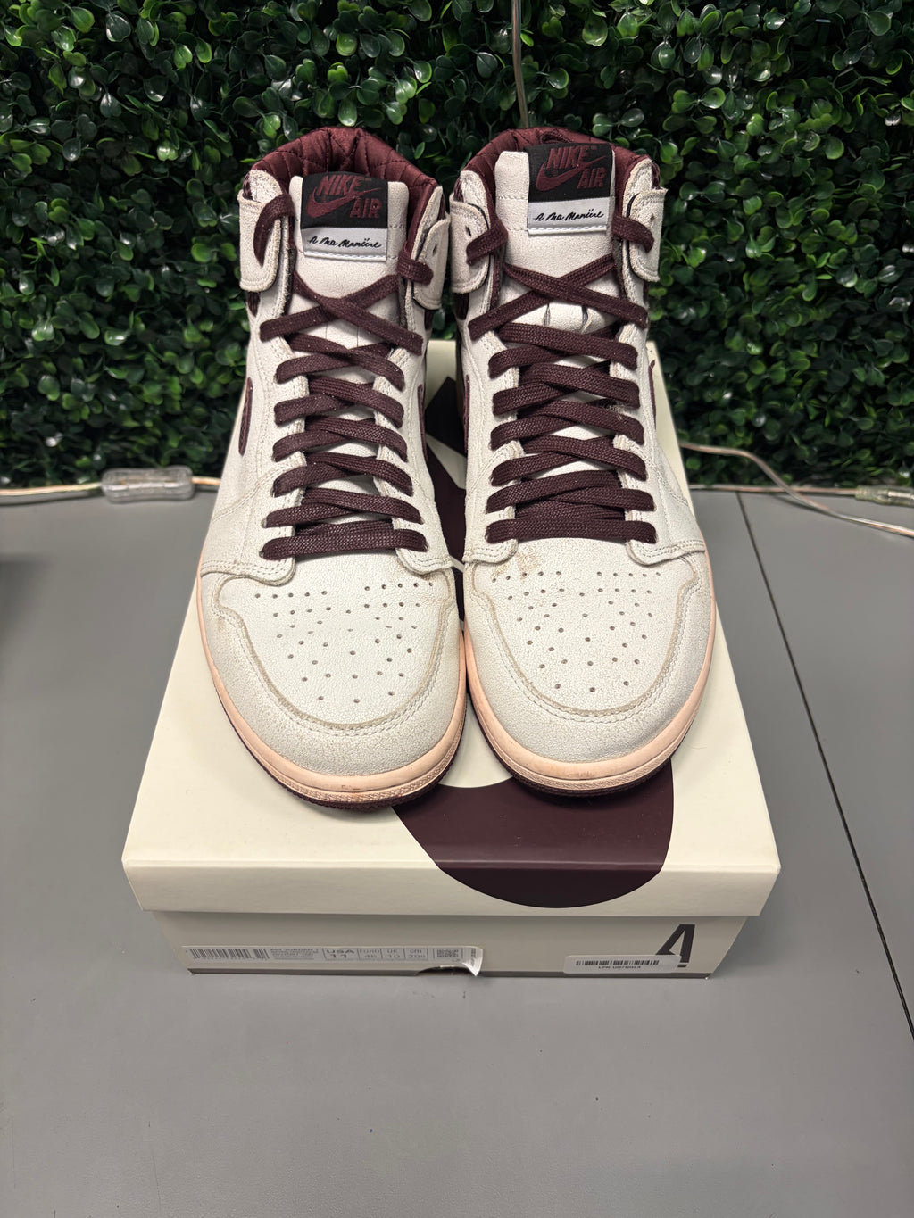 Jordan 1 Retro High OG "A Ma Maniére" Size 11 Preowned