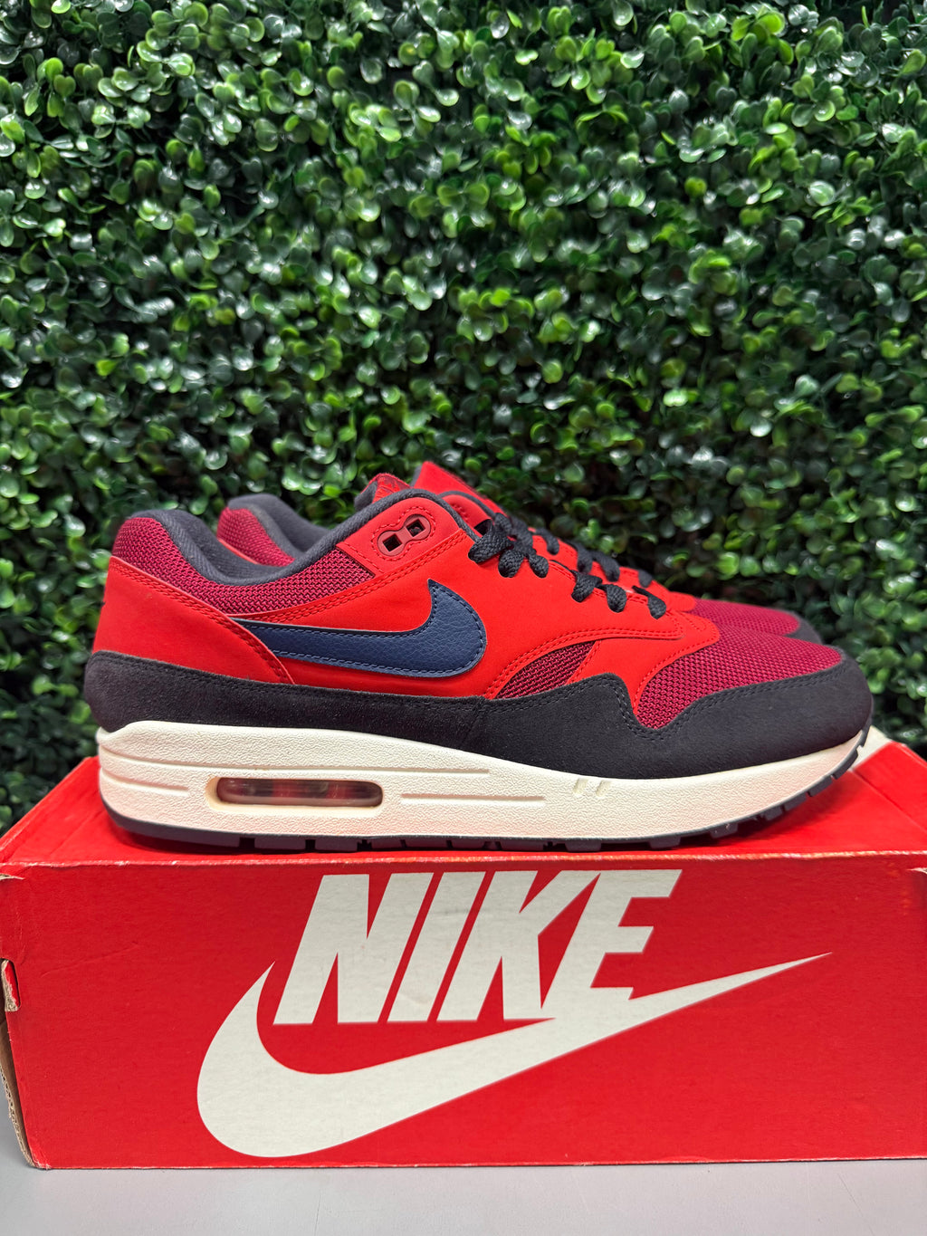 Nike Air Max 1 "Red Crush" Size 10 Preowned