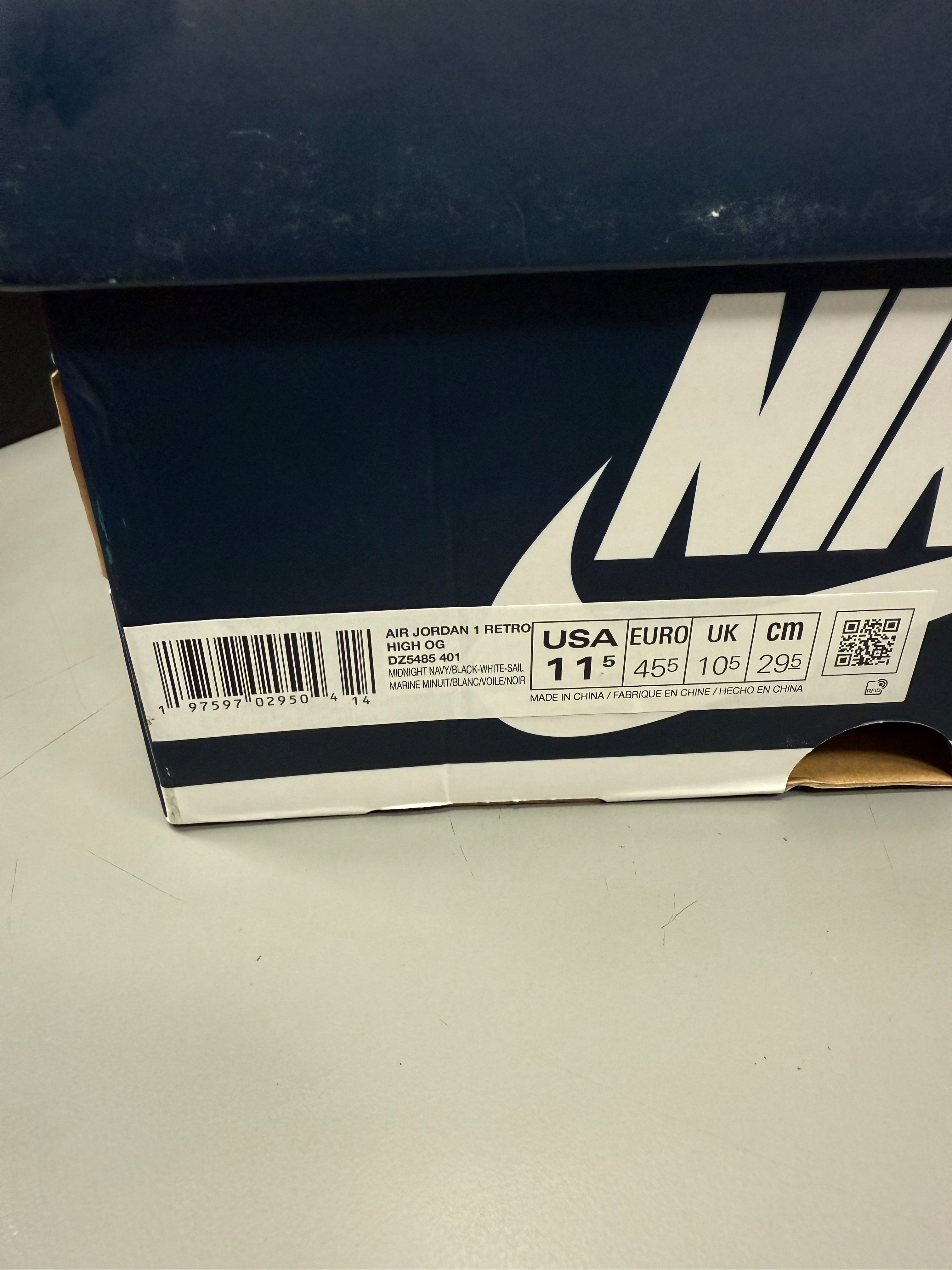 Air  Jordan 1 High "Midnight Navy" Size 11.5 Preowned