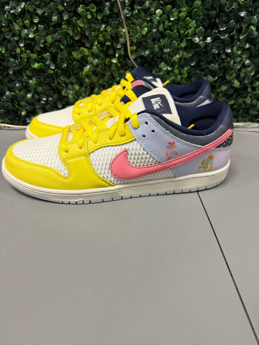 Nike SB Dunk Low "Be True" Size 13 Preowned