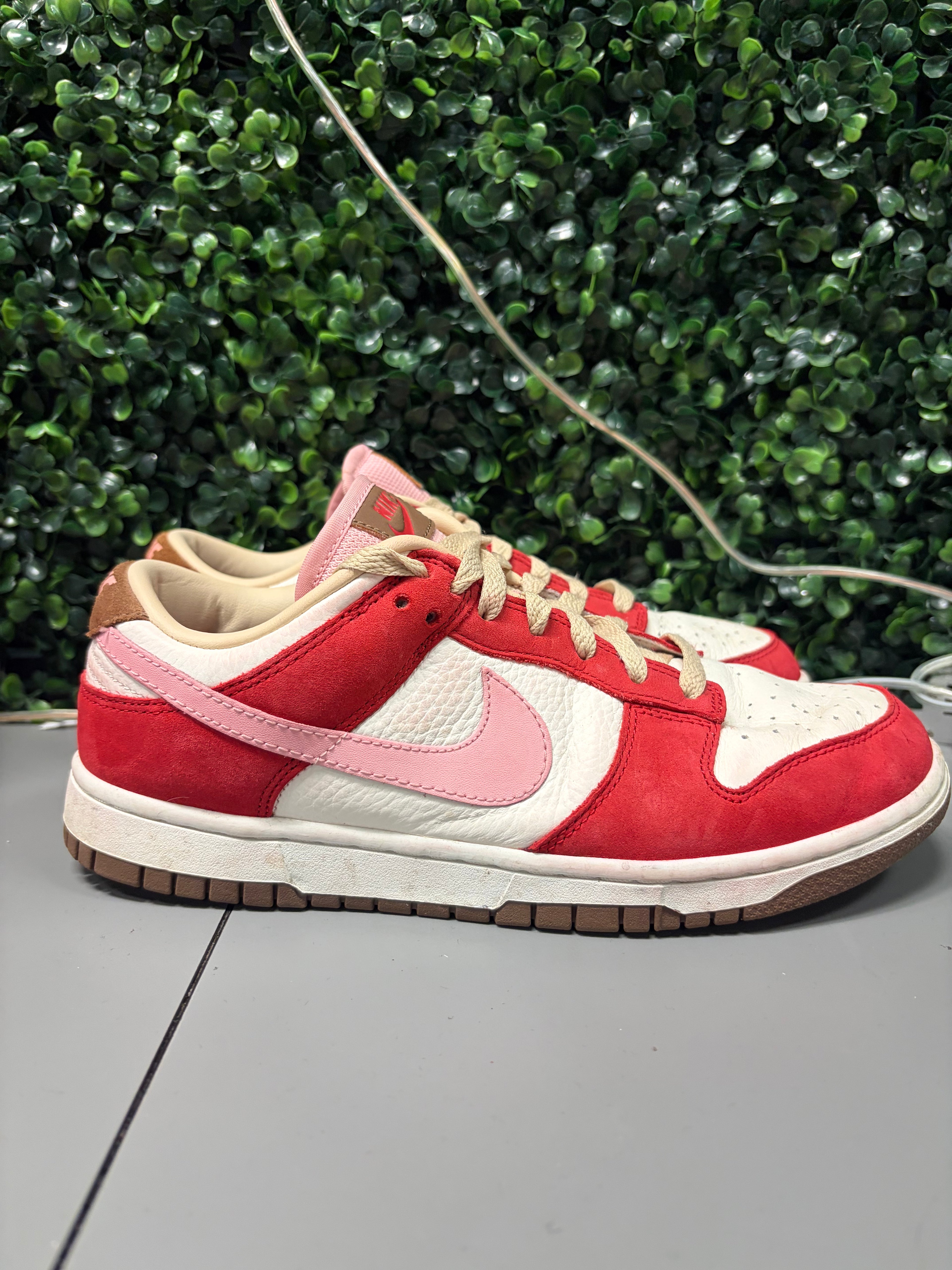 Nike Dunk Low PRM "Bacon" Size 8.5W/7Y Preowned
