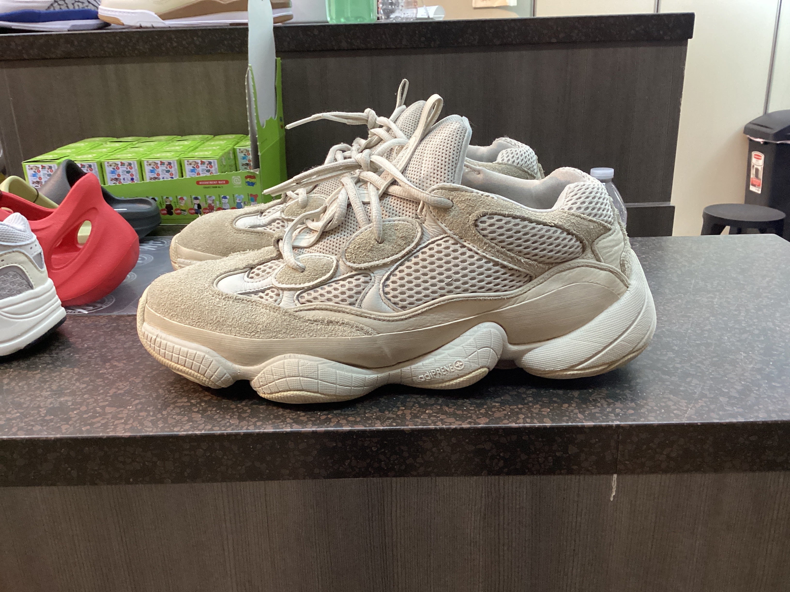 Yeezy 500 “Blush” Preowned Size 11 No Box