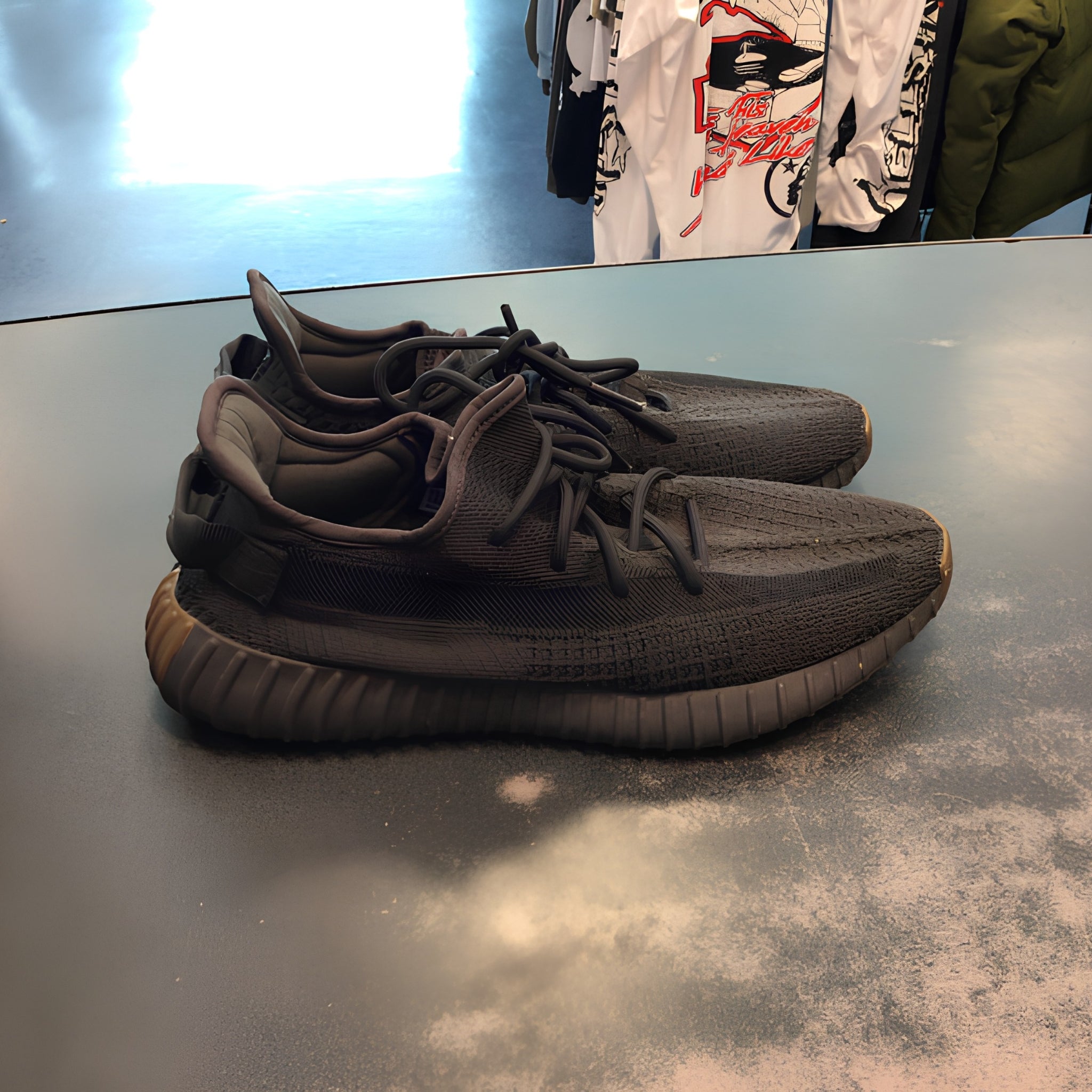 Adidas Yeezy Boost 350 V2 “Cinder” Preowned no box Size 11.5M