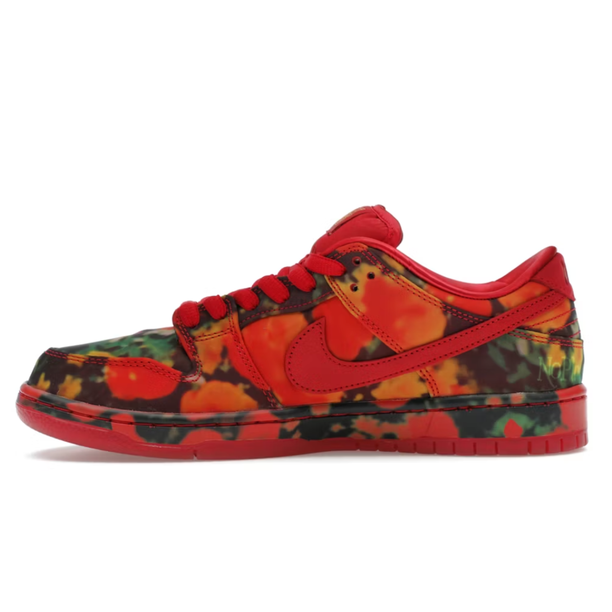 Nike SB Dunk Low “Wizard Of Oz Poppy Field”