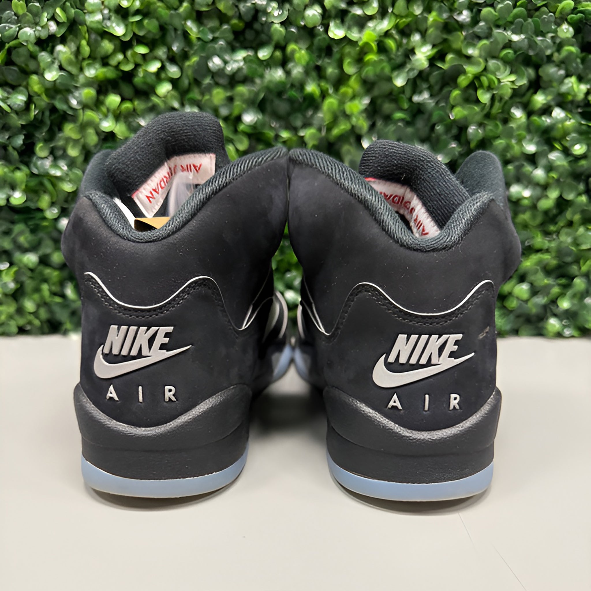 Jordan 5 "Metallic Reimagined" Size 5.5Y Preowned