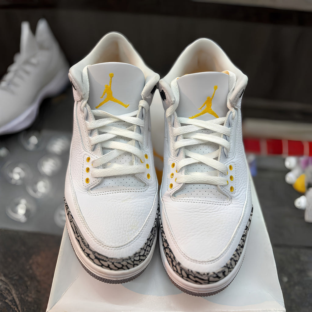 Jordan 3 "Laser Orange" (Women's) Size 11W/9.5M Preowned