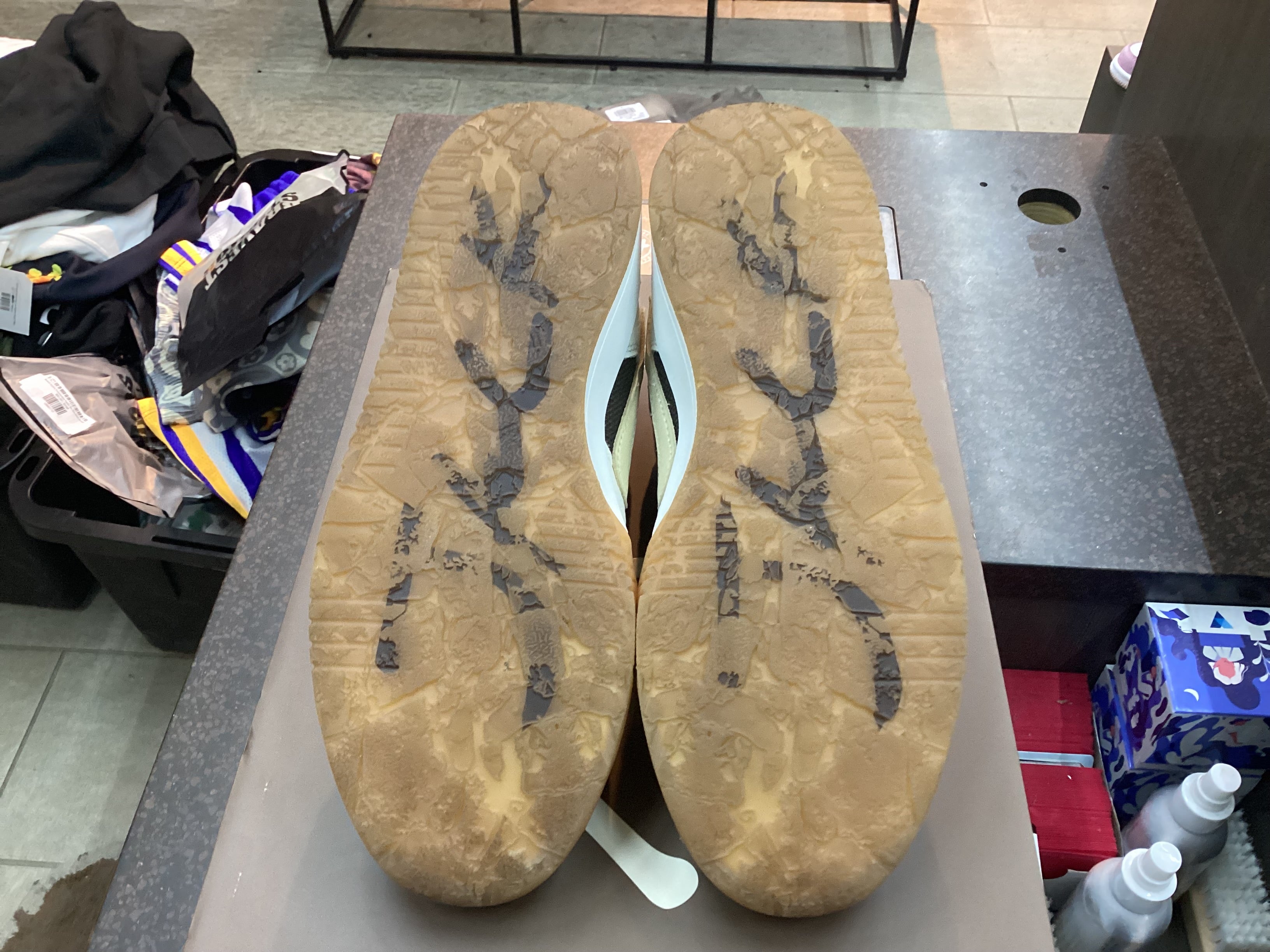 Travis Scott Jumpman Jack “Sail” Size 9 Pre Owned