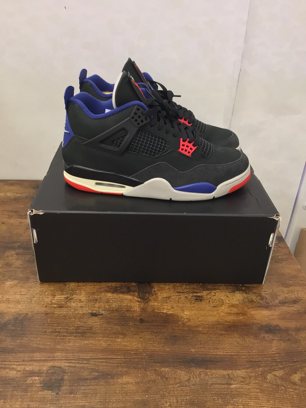Jordan 4 “Rare Air” Size 11.5 Preowned