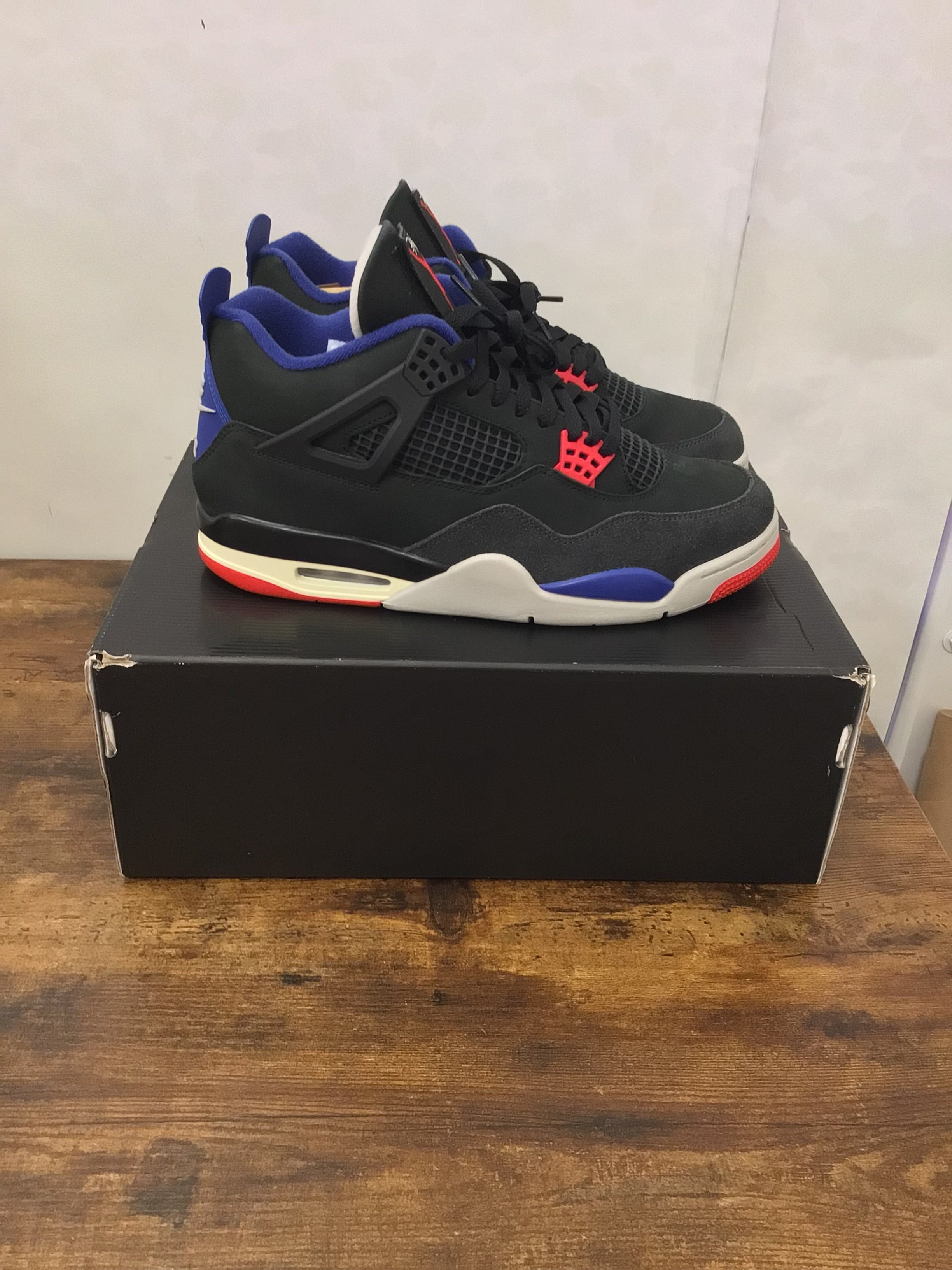 Jordan 4 “Rare Air” Size 11.5 Preowned