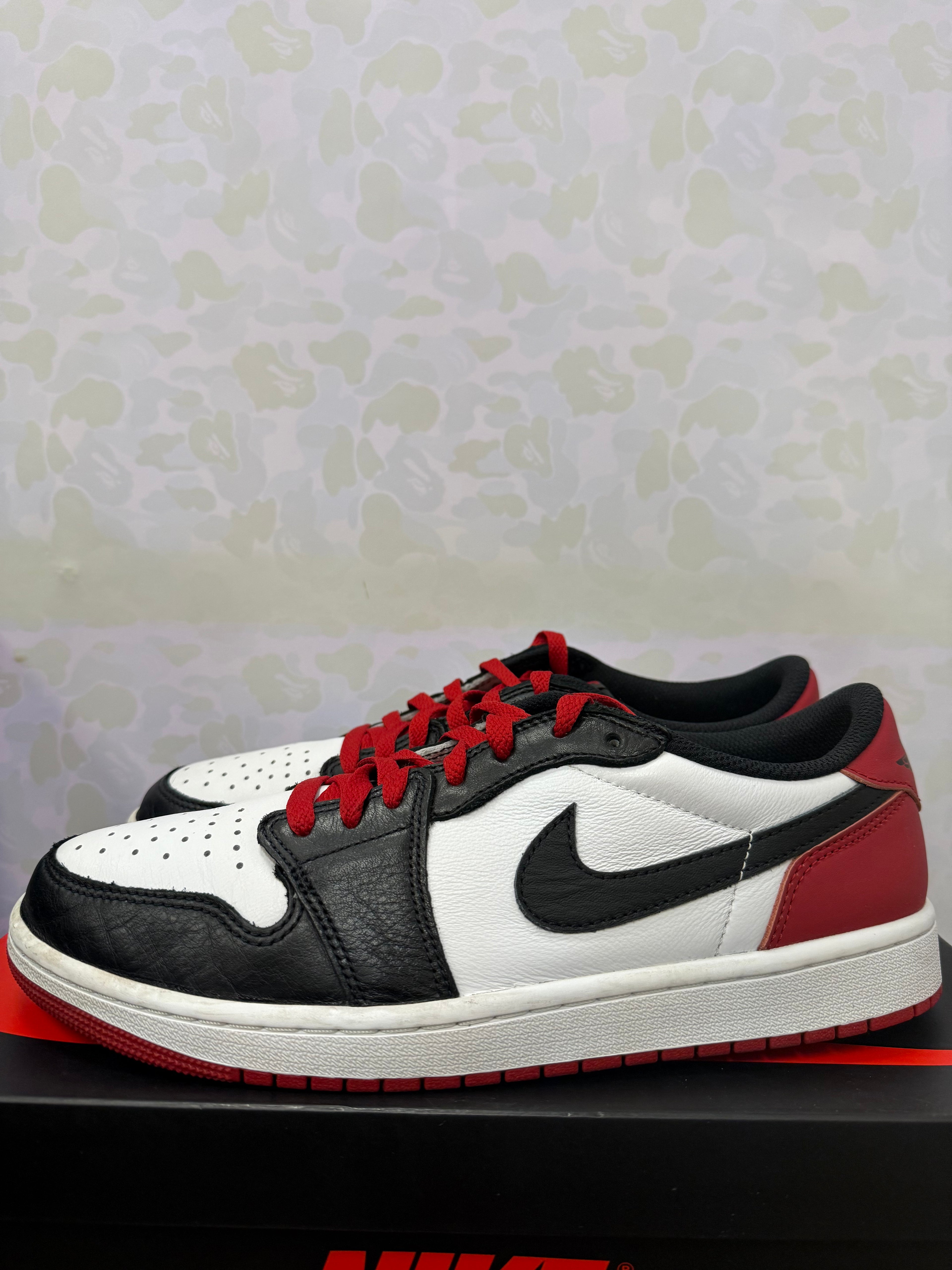Jordan 1 Low “Black Toe” Size 10.5 Preowned