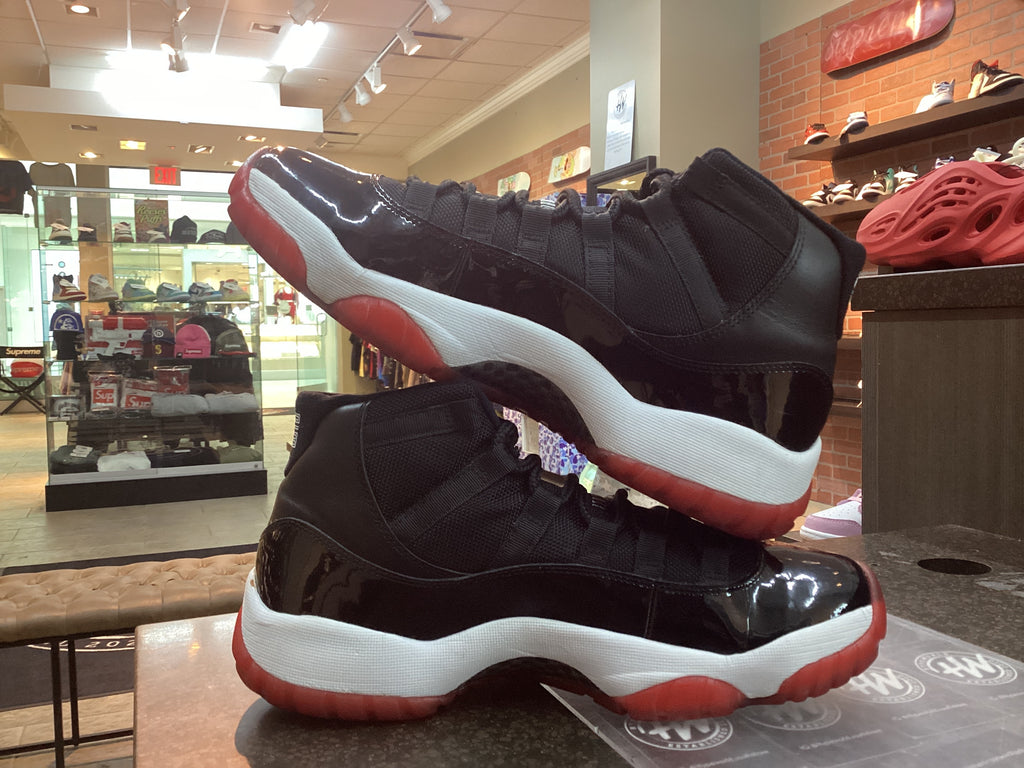 Jordan 11 “Bred” 2012 Pre Owned Size 8.5
