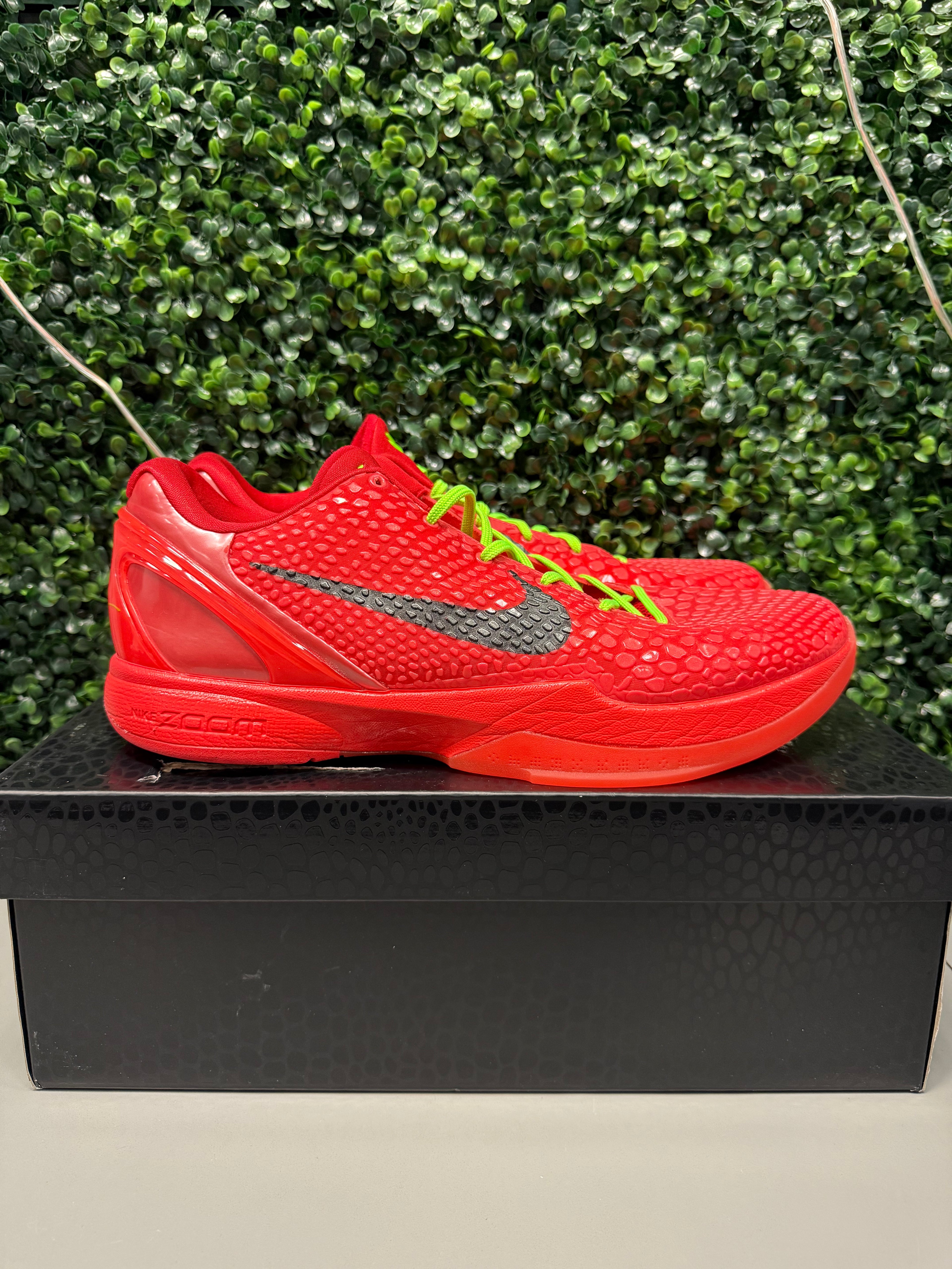 Nike Kobe 6 Protro "Reverse Grinch" Size 14 Preowned