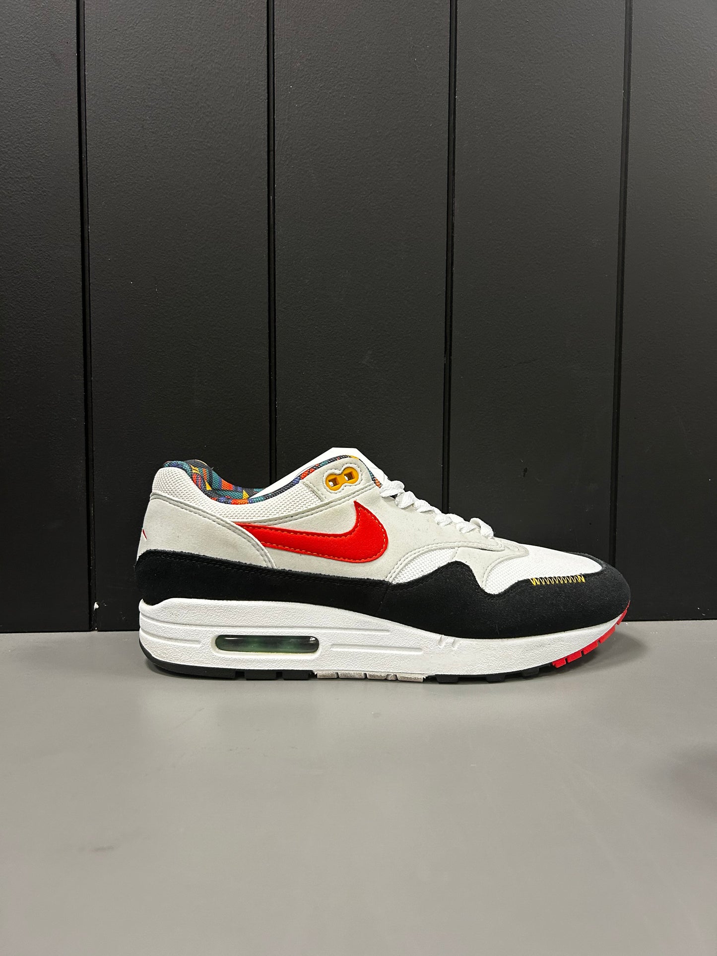 Nike Air Max 1 "Live Together, Play Together" Size 8 Preowned