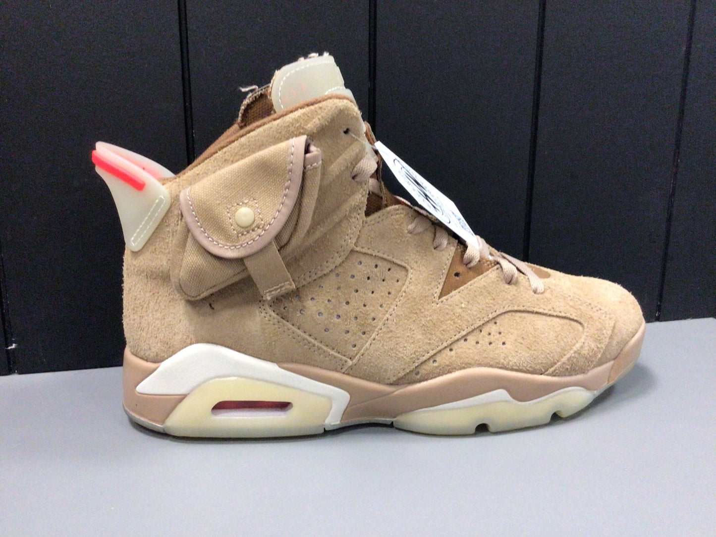 Jordan 6 X Travis Scott “Khaki” Size 9 Preowned