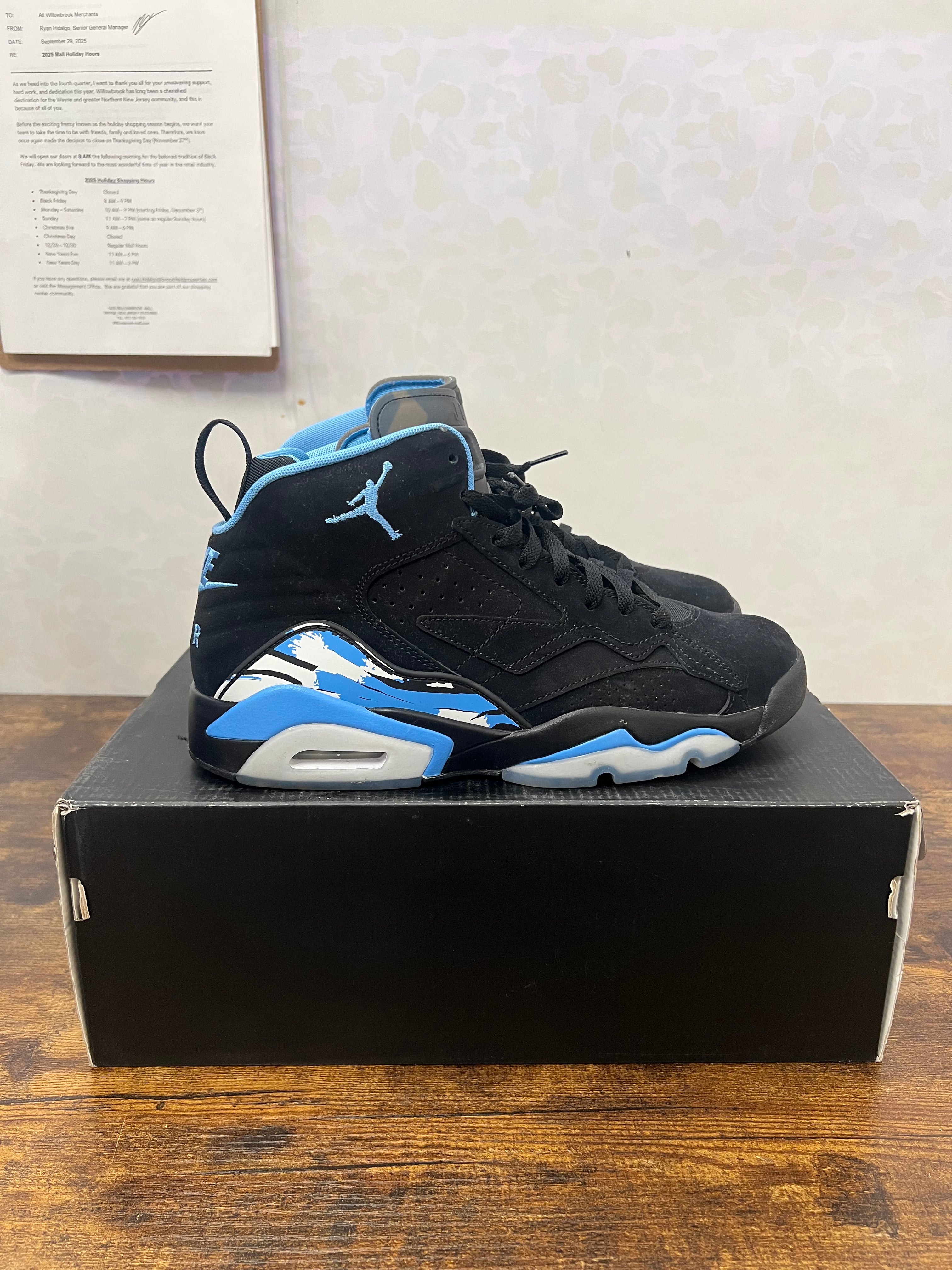 Jordan MVP Preowned size 9M