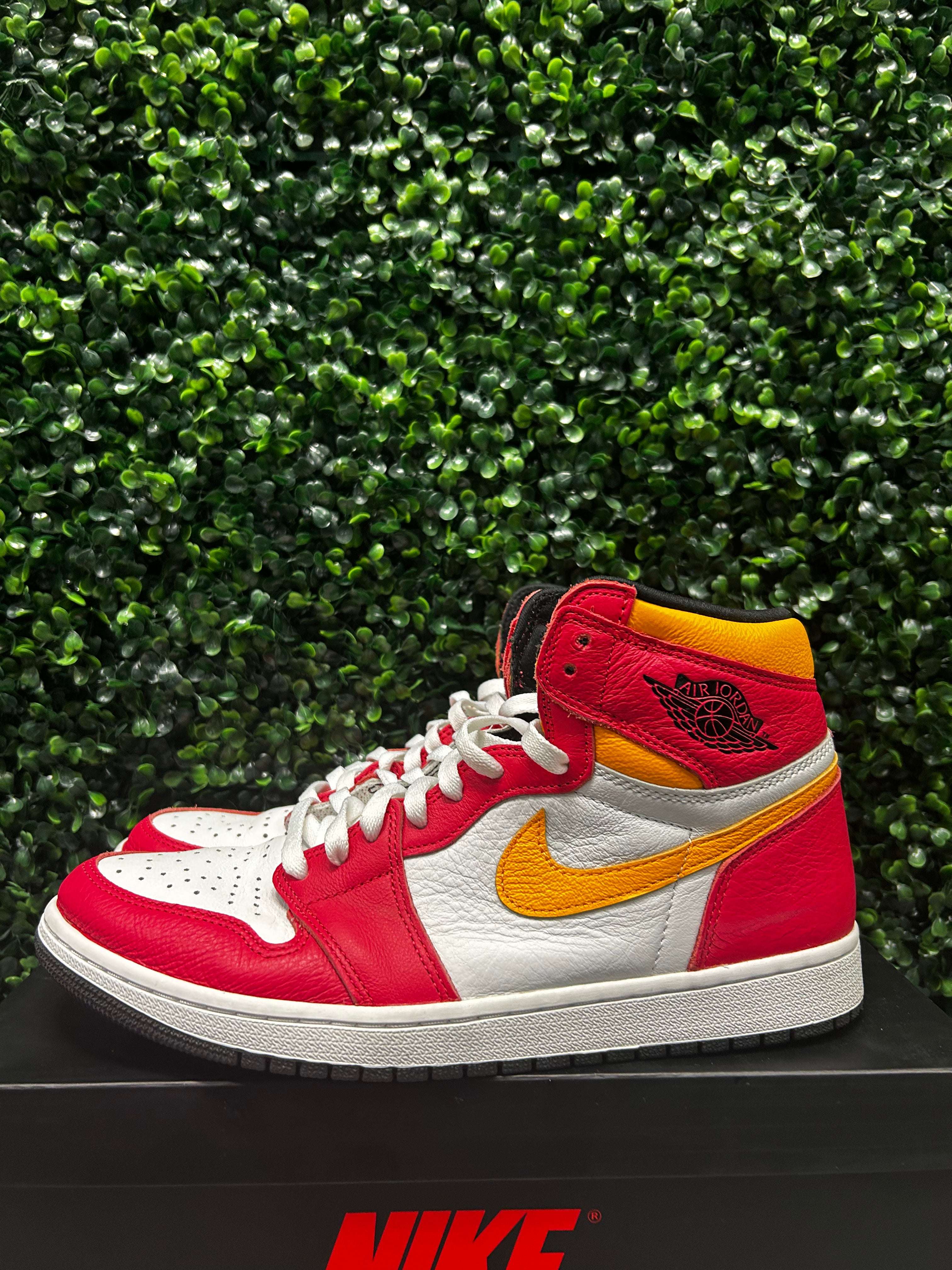 Jordan 1 High "Fusion Red" Size 11 Preowned