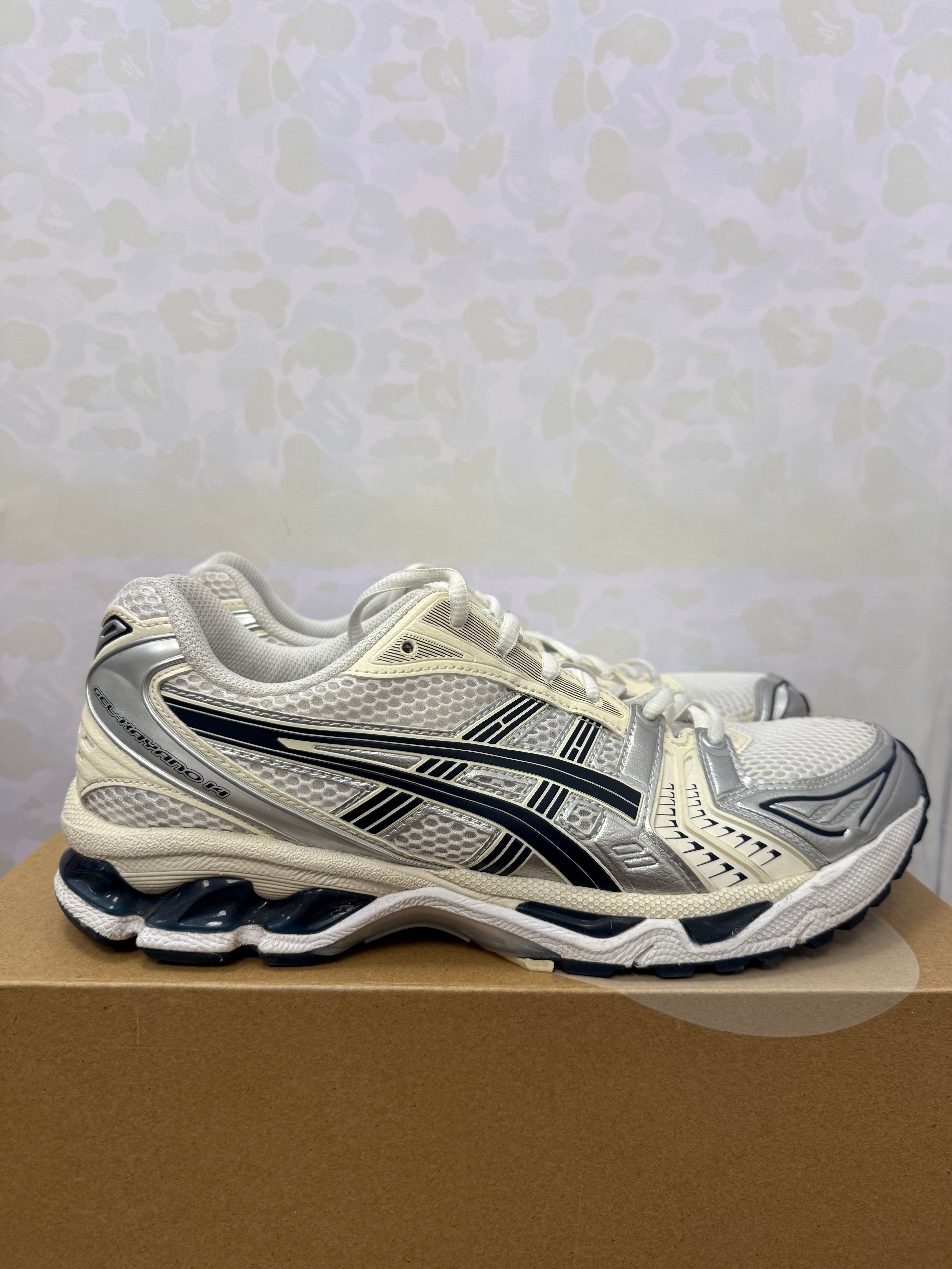 ASICS Gel-Kayano 14 “White Midnight” Size 11W / 9.5M Preowned